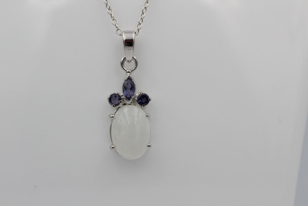6,25 Carat Mondstein Iolith Anhänger 925 Silber Collier Kette Wassersaphir Top