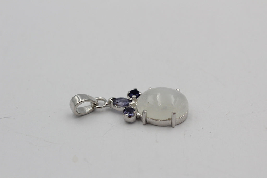 6,25 Carat Mondstein Iolith Anhänger 925 Silber Collier Kette Wassersaphir Top