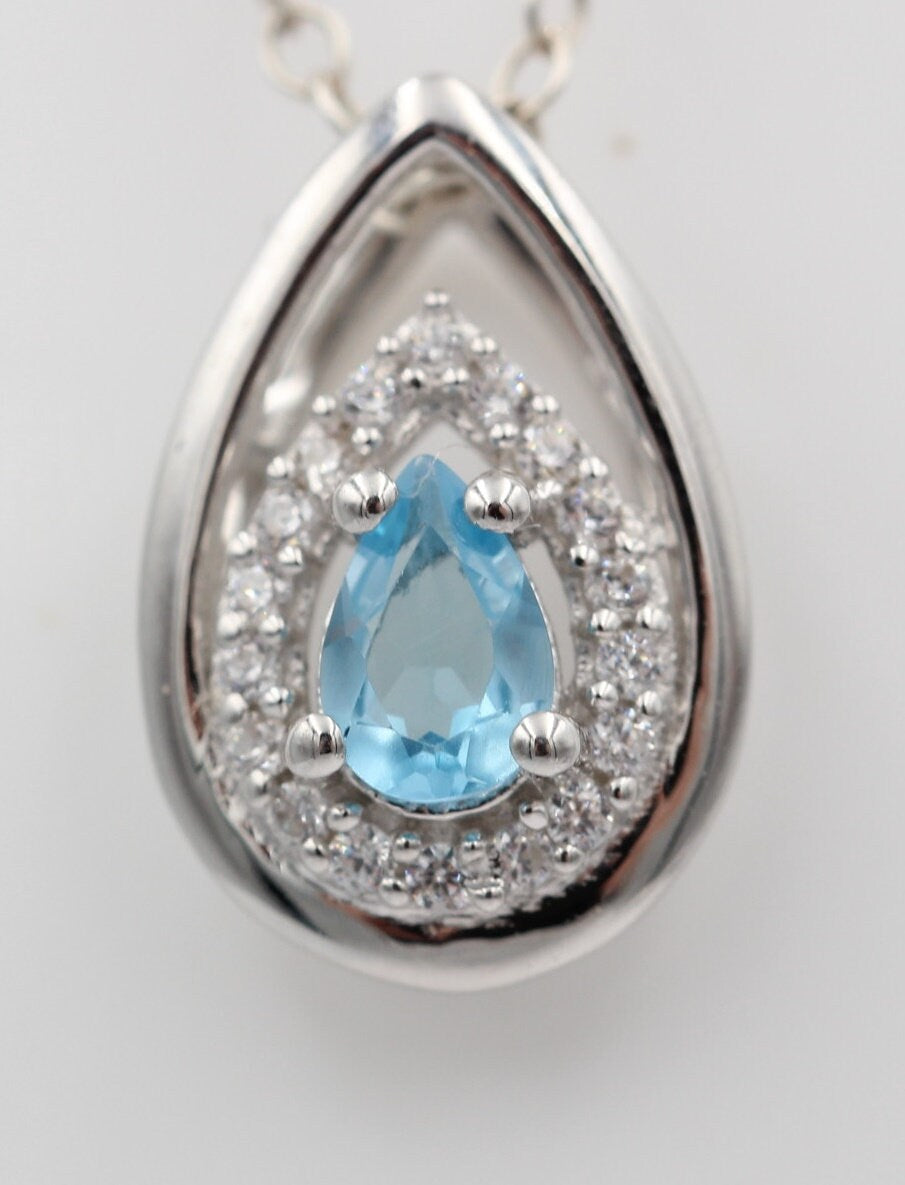 Edler 0,51 Carat schweizblauer Topas Anhänger 925 Silber  Topas