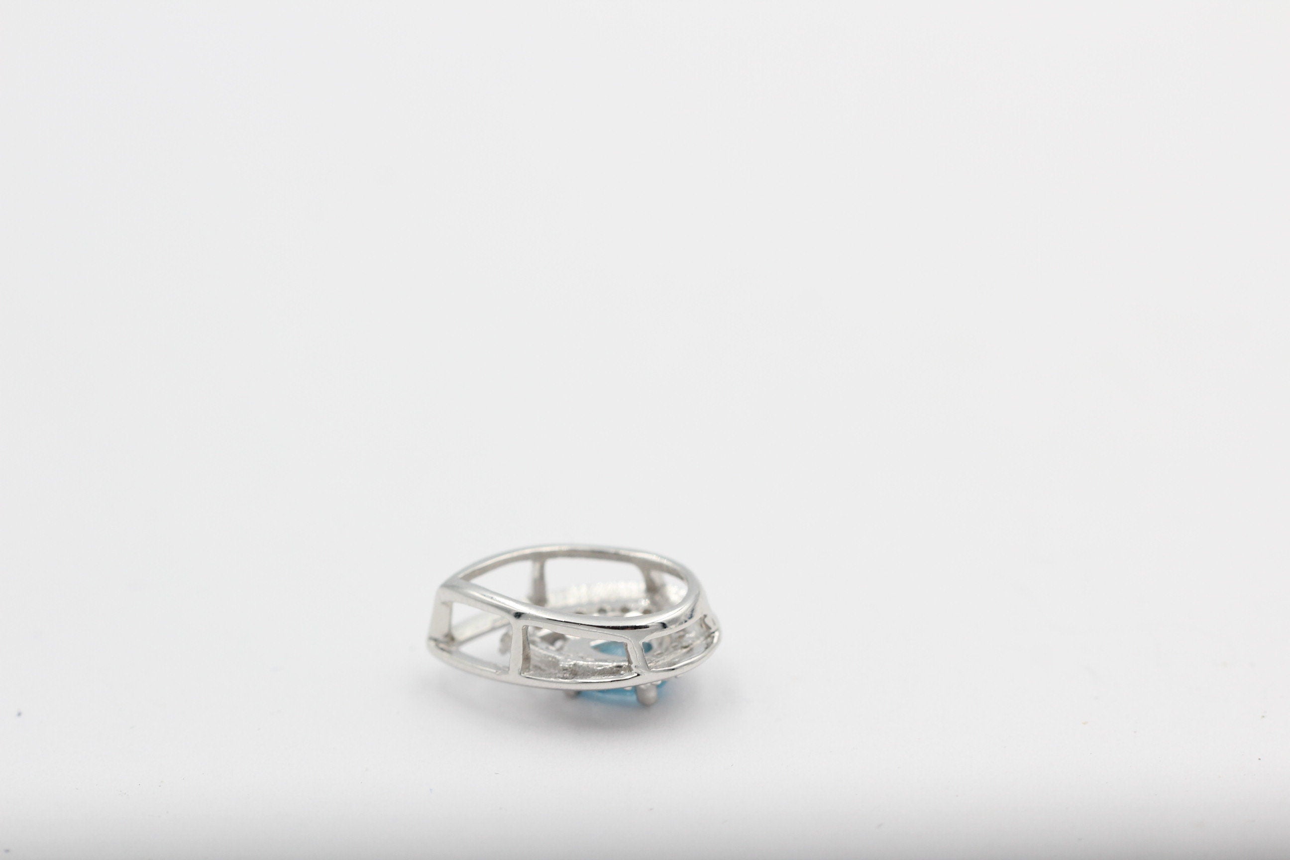 Edler 0,51 Carat schweizblauer Topas Anhänger 925 Silber  Topas