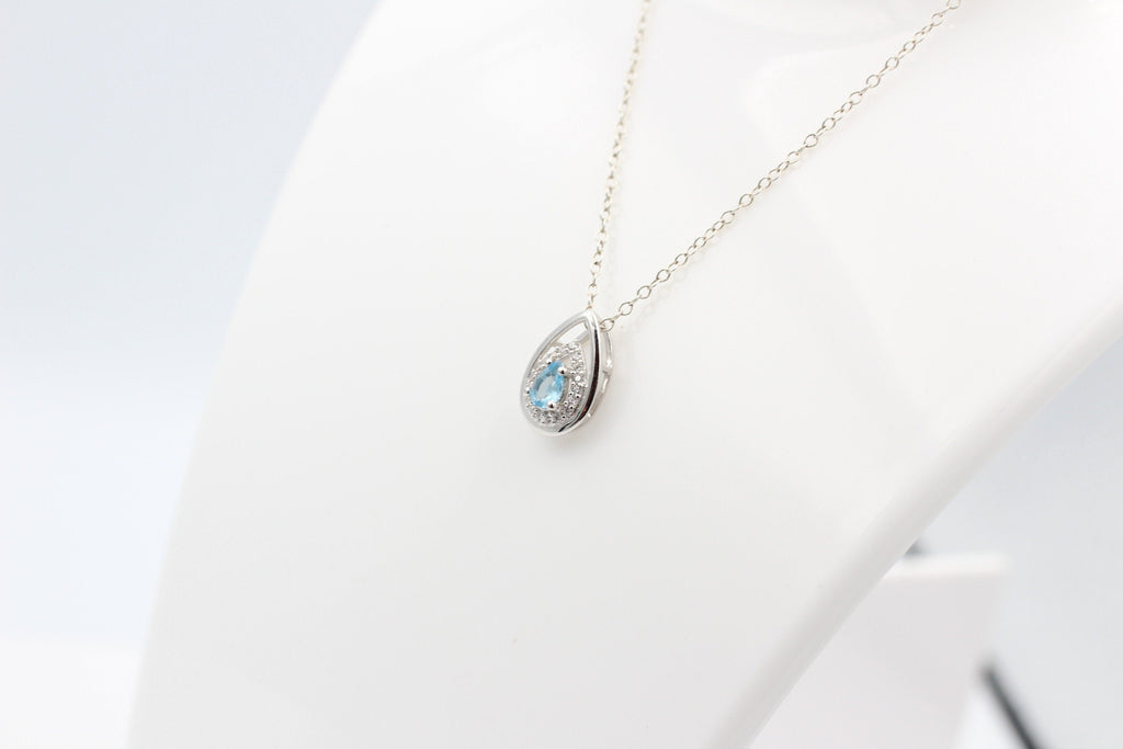 Edler 0,51 Carat schweizblauer Topas Anhänger 925 Silber  Topas