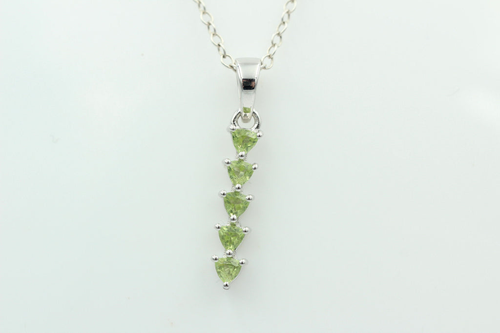 Edler 1,0 Carat Peridot Anhänger 925 Sterling Silber  Olivin