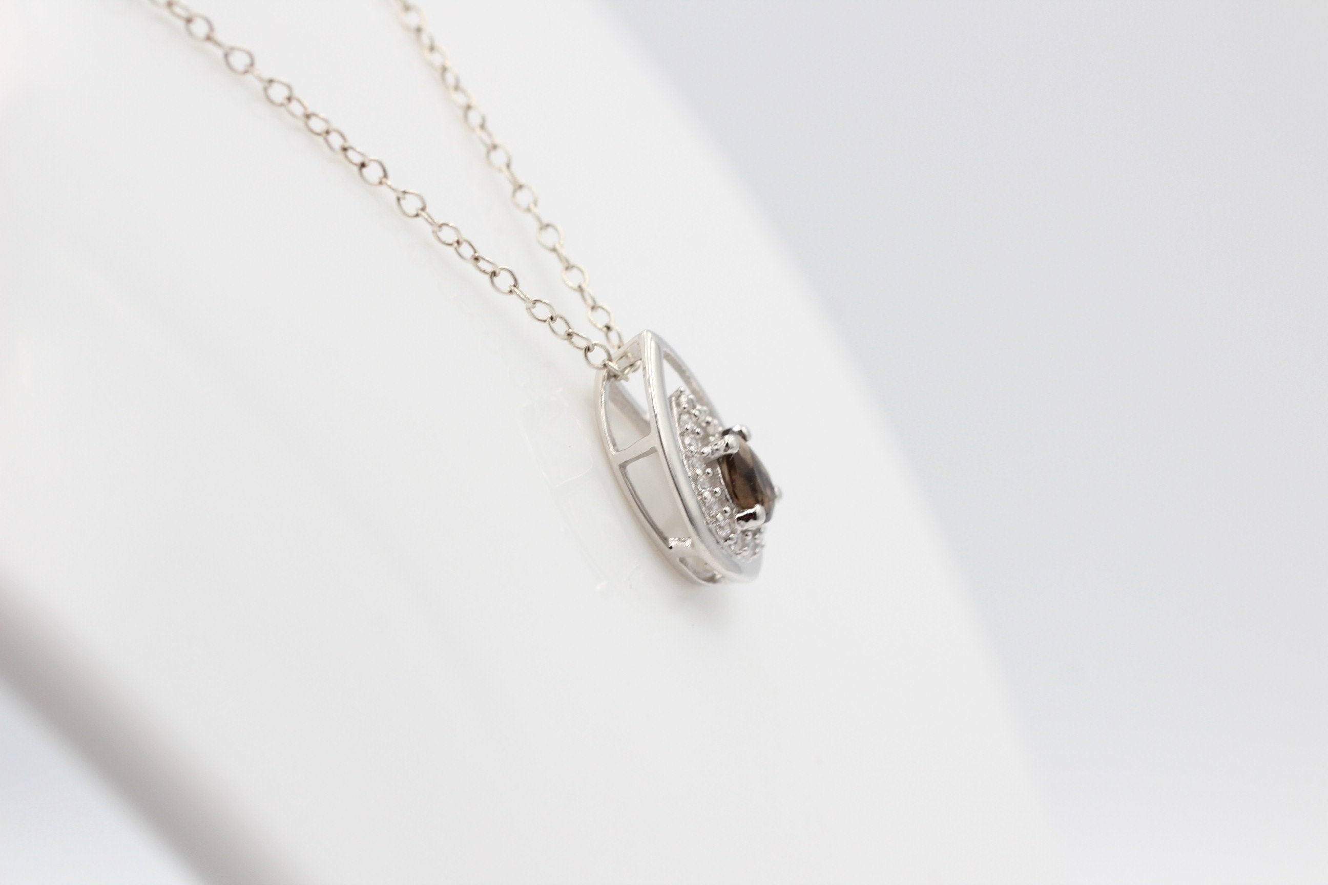 Edler 0,51 Carat Rauchquarz Anhänger 925 Silber Collier Kette brauner Edelstein