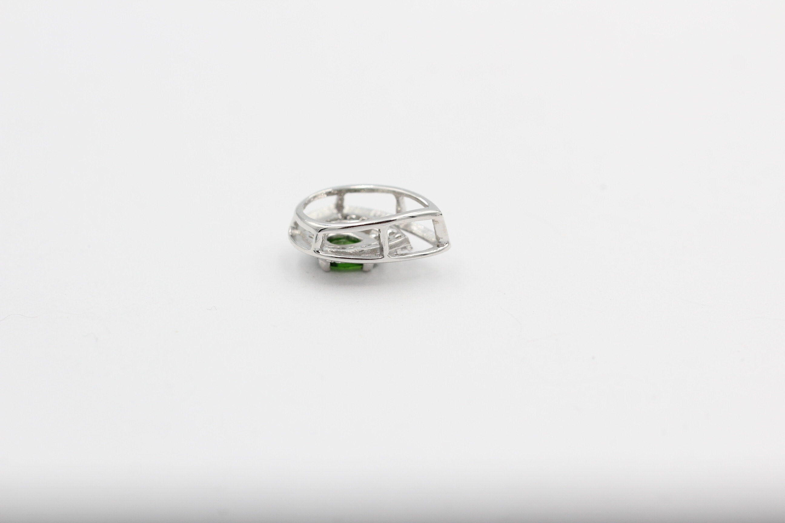 Edler 0,51 Carat Chromdiopsid Anhänger 925 Silber Chrom Diopsid
