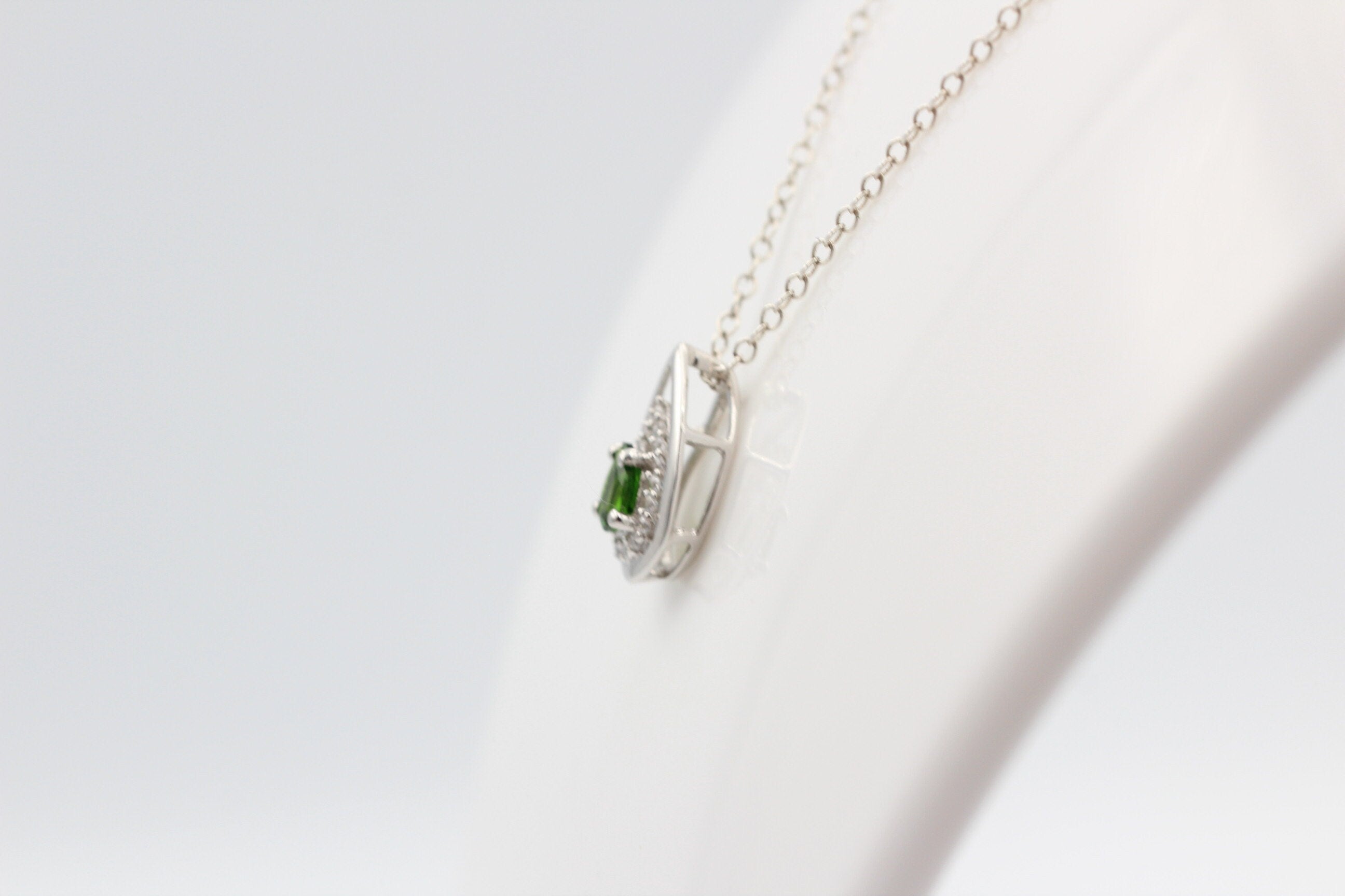 Edler 0,51 Carat Chromdiopsid Anhänger 925 Silber Chrom Diopsid
