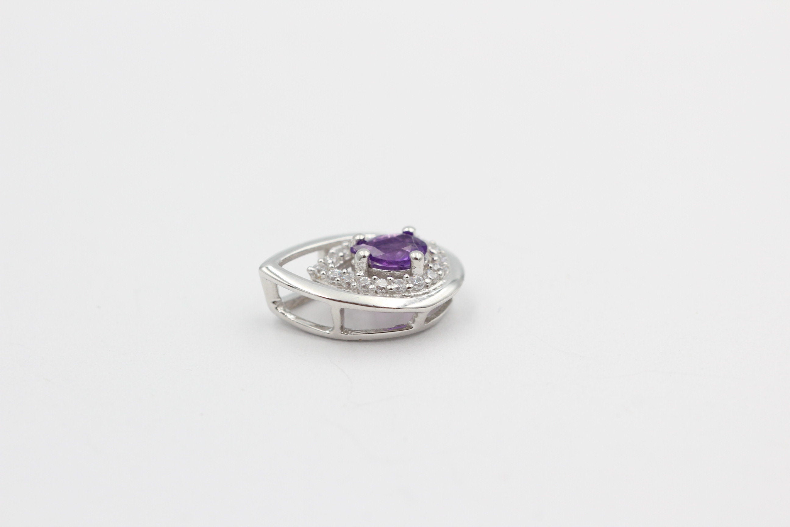 Edler 0,51 Carat afrikanischer Amethyst Anhänger 925 Silber Collier Kette Afrika