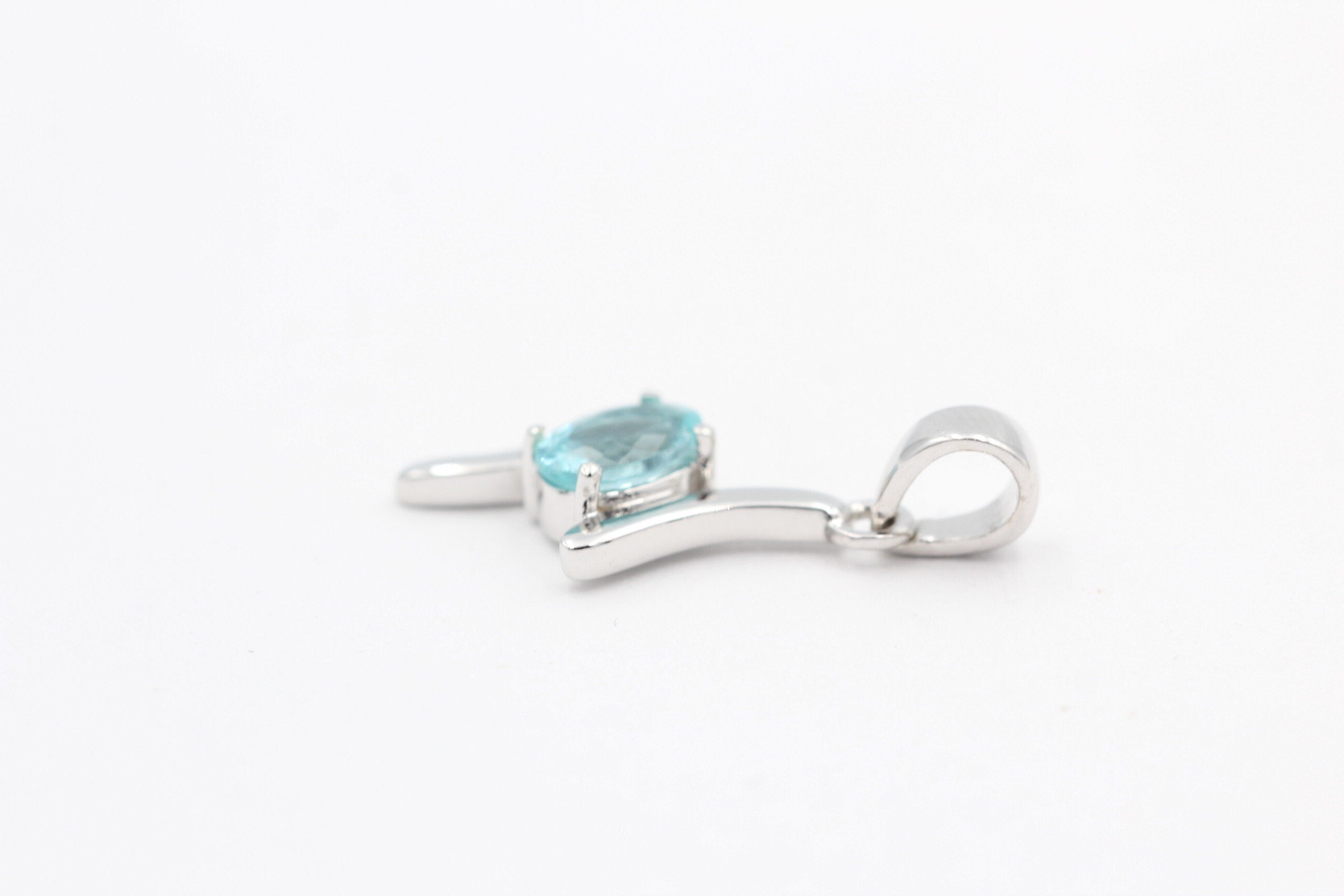 0,72  Carat seltener Apatit Anhänger 925 Silber Apatitanhänger Top seltener Apatit