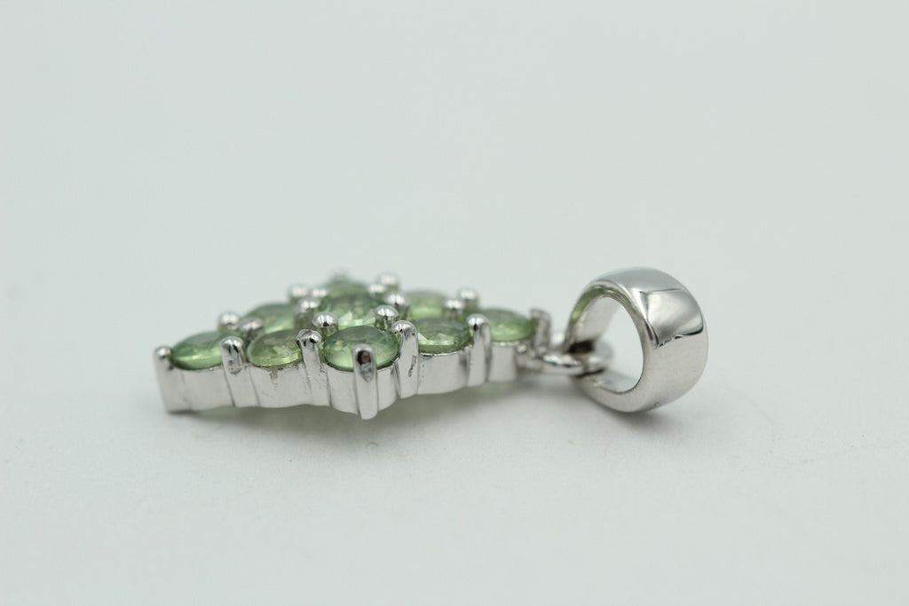 1,68 Carat güner Saphir Anhänger 925 Silber Collier Kette Saphiranhänger Top