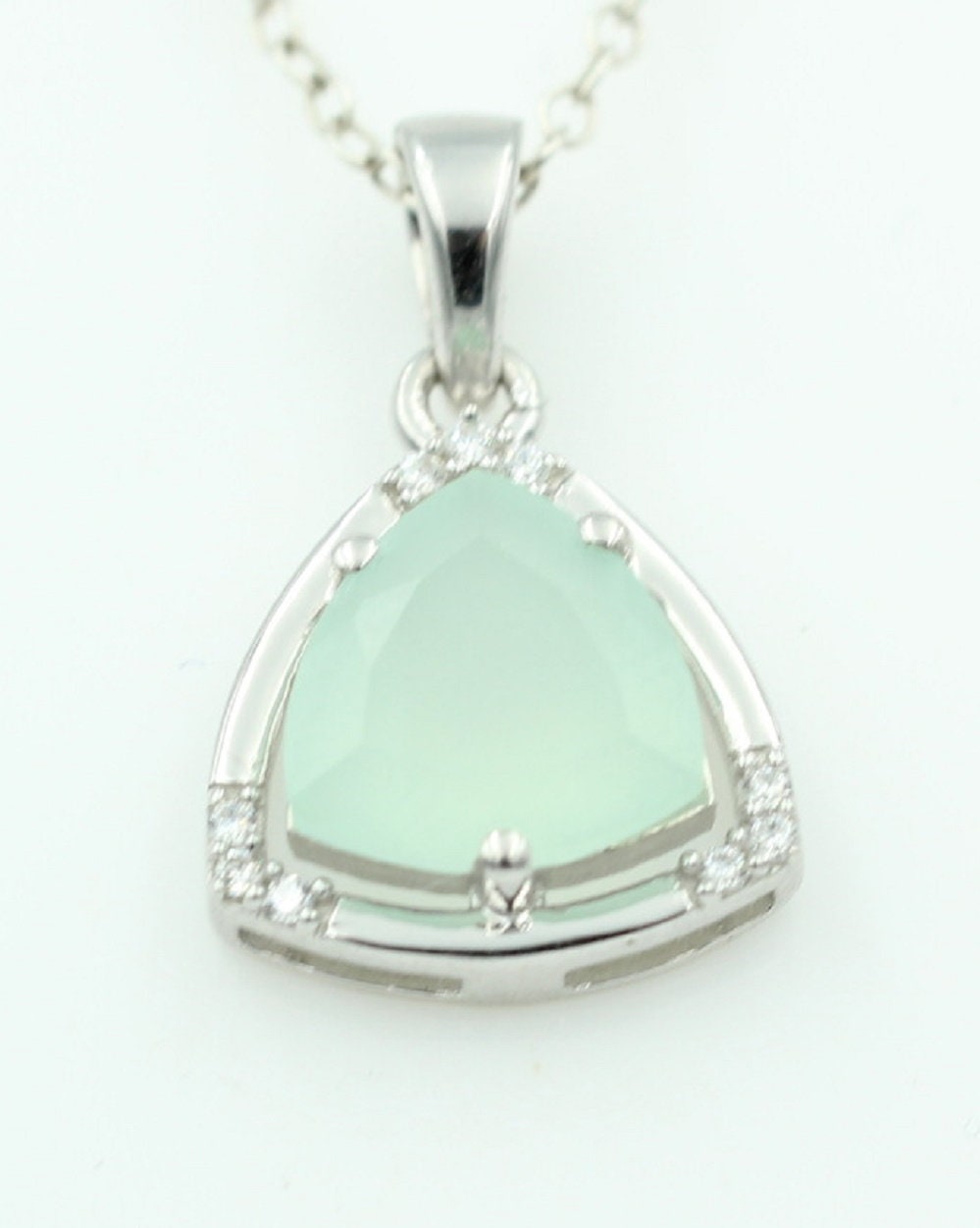 2,26 Carat Aqua Calcedon mit Zirkonia 925 Silber Kette Wassercalcedon Top