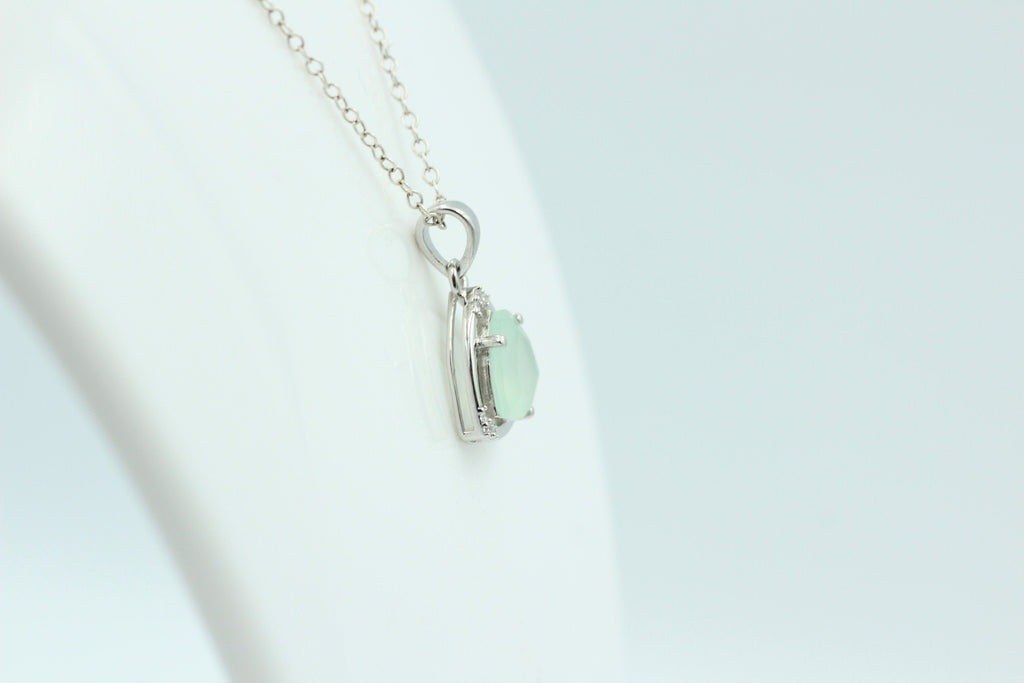 2,26 Carat Aqua Calcedon mit Zirkonia 925 Silber Kette Wassercalcedon Top