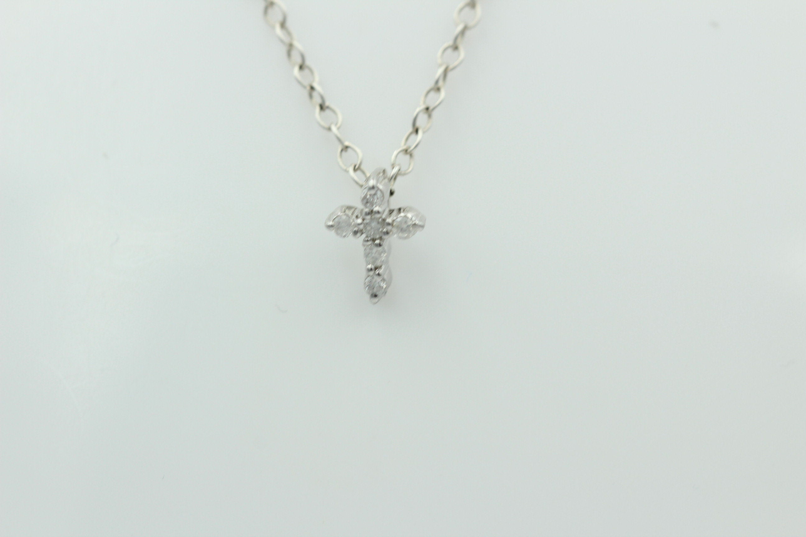 0,072 Carat weißer Diamant Kreuzanhänger 925 Silber Collier Kette I2 - I3. G-H