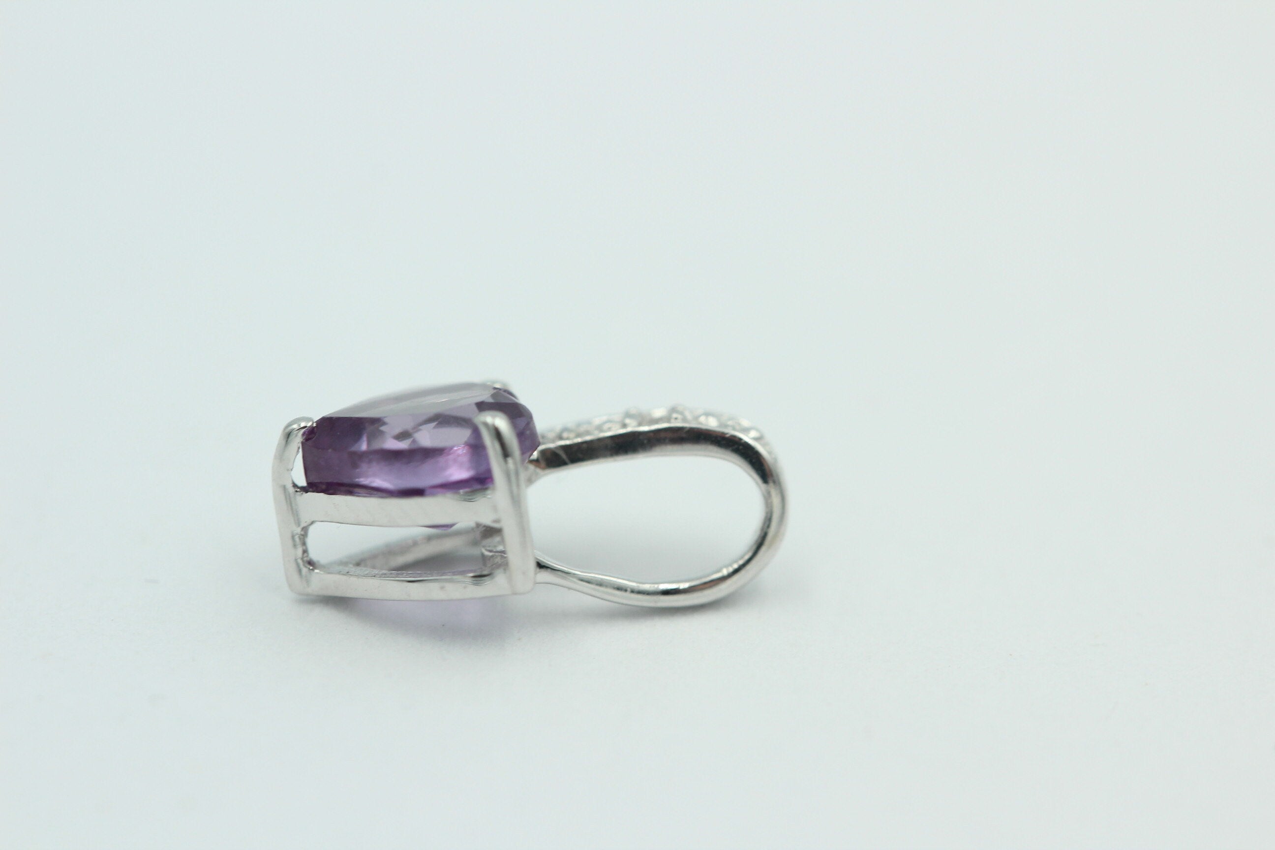0,67 Carat synthetischer Alexandrit Herz Anhänger 925 Silber op