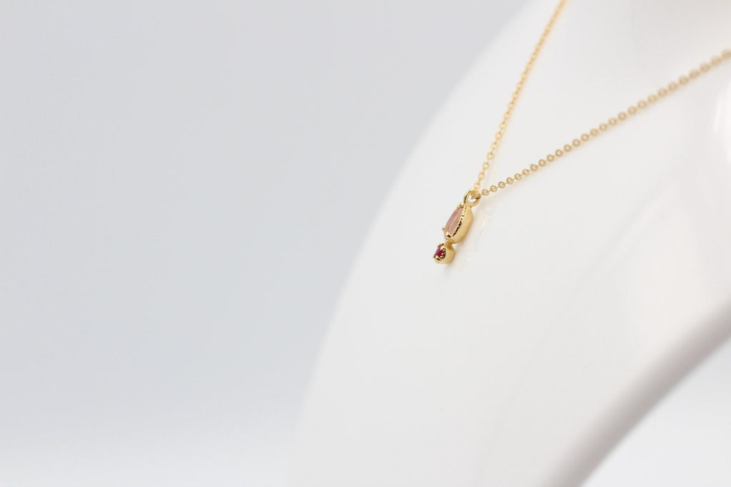 Design 0,21 Carat Rosenquarz Rubin Anhänger 925 Silber vergoldet Top