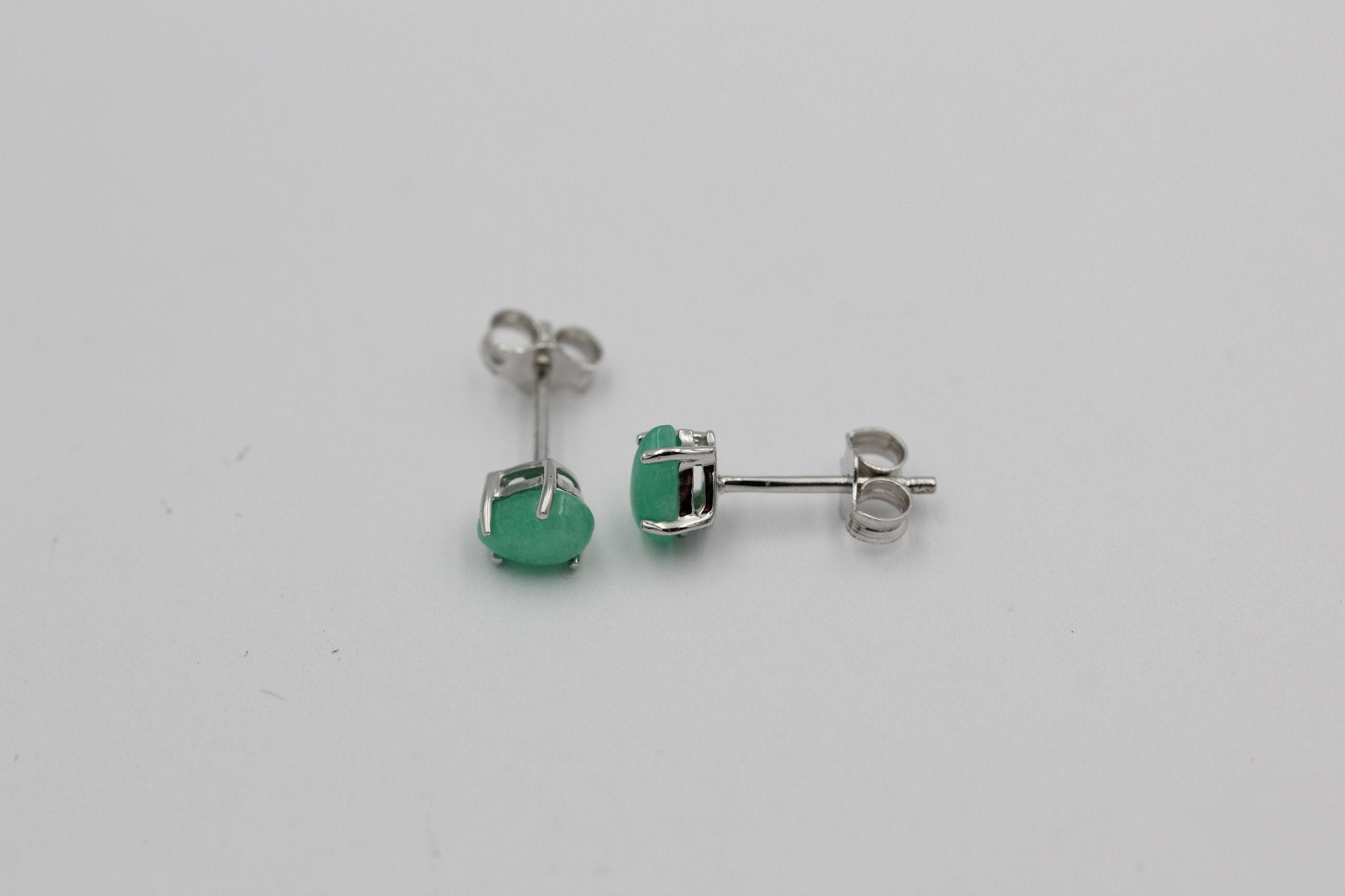Edler 0,95 Carat Smaragd Ohrstecker 925 Silber Unisex Smaragdohrstecker top