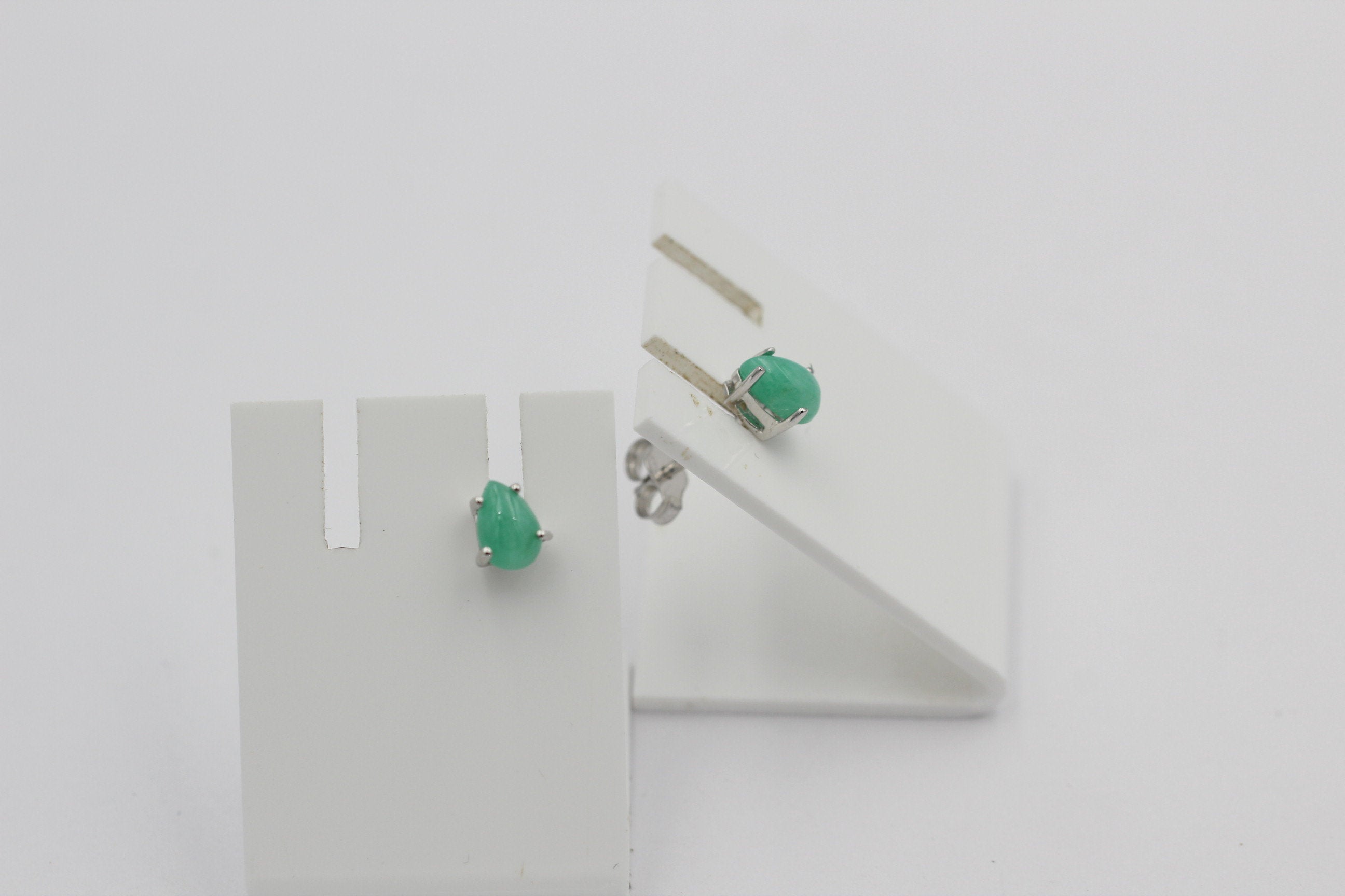 Edler 0,95 Carat Smaragd Ohrstecker 925 Silber Unisex Smaragdohrstecker top