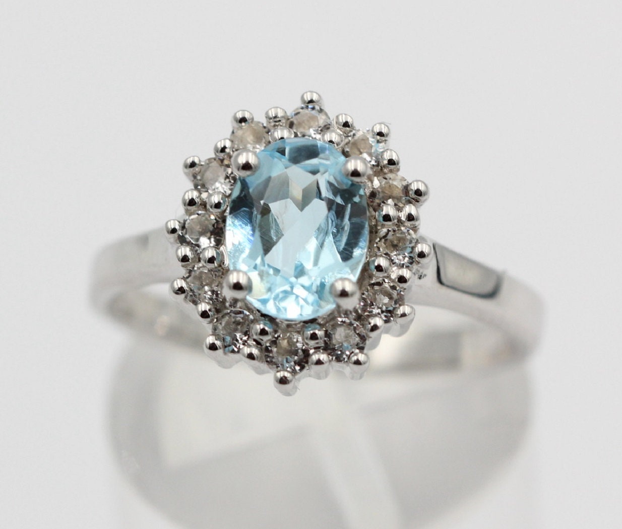 Edler 1,65 Carat Blautopas Weiatopas Ring 925 Silber Fingerring 8 / 18 / 57