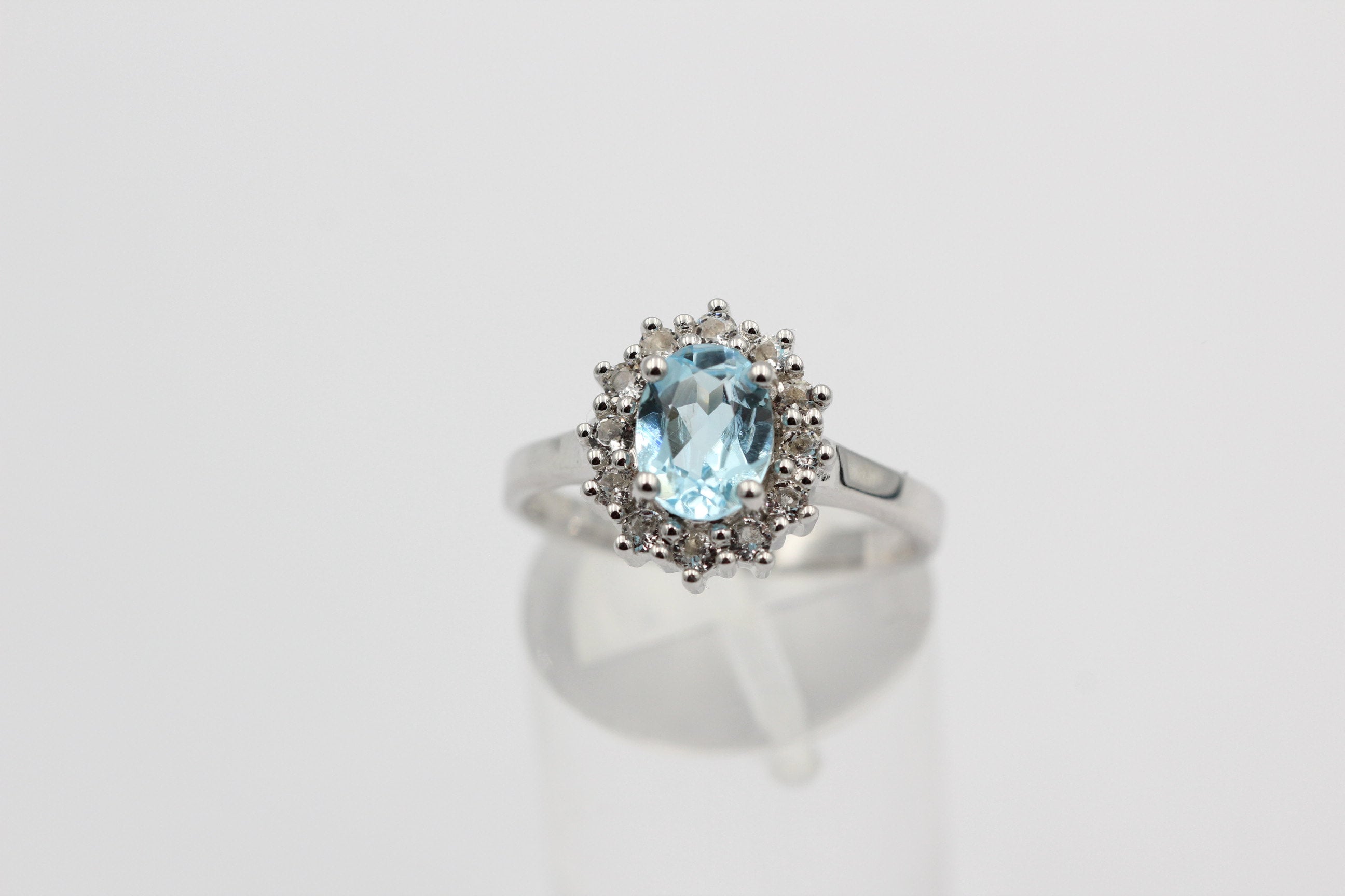 Edler 1,65 Carat Blautopas Weiatopas Ring 925 Silber Fingerring 8 / 18 / 57