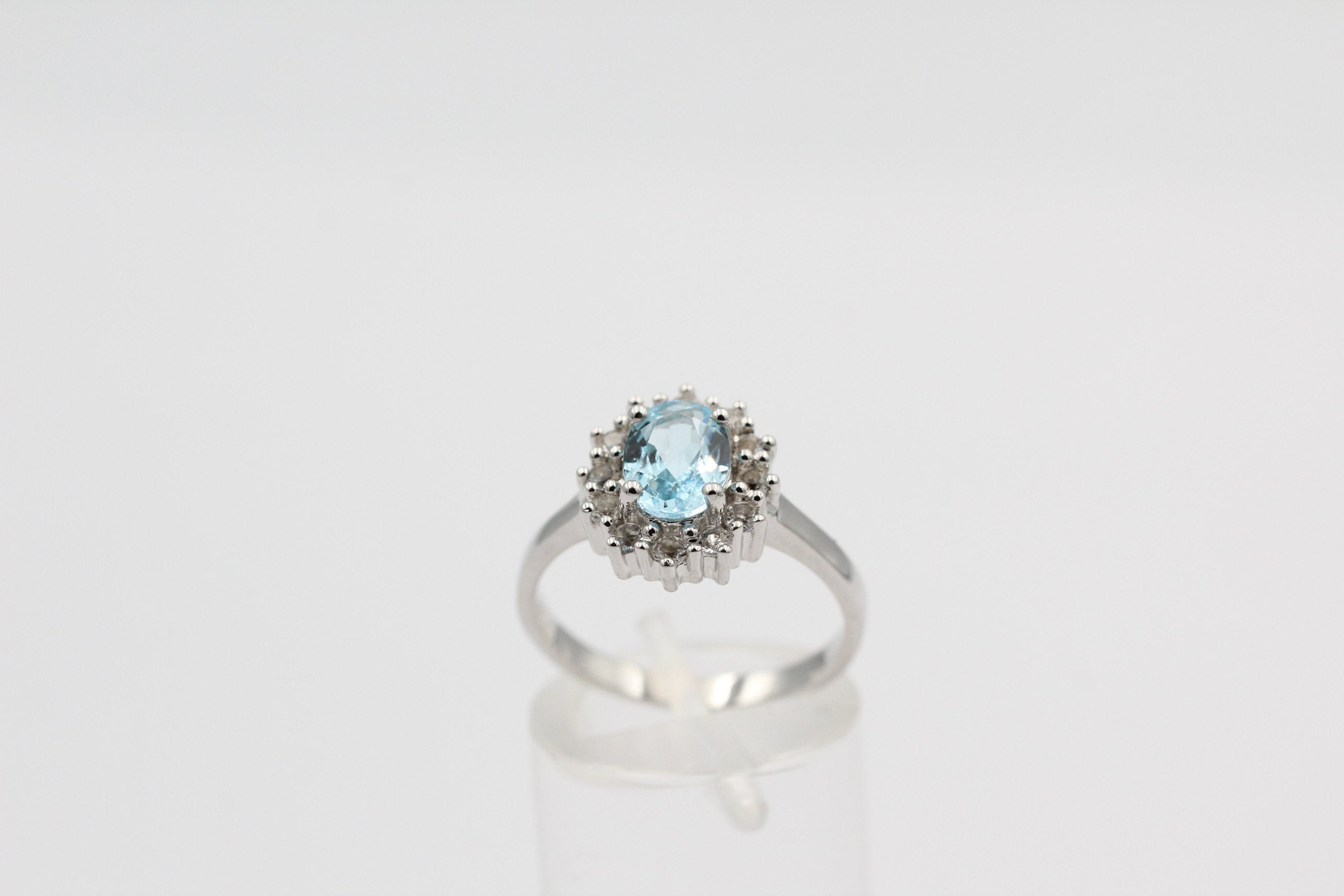 Edler 1,65 Carat Blautopas Weiatopas Ring 925 Silber Fingerring 8 / 18 / 57