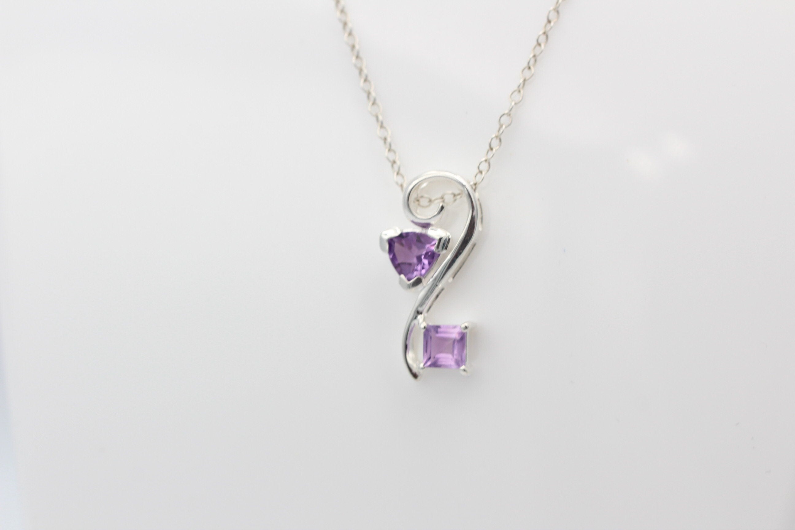 Edler 1,3 Carat Amethyst Design Anhänger 925 Silber   Schmuck