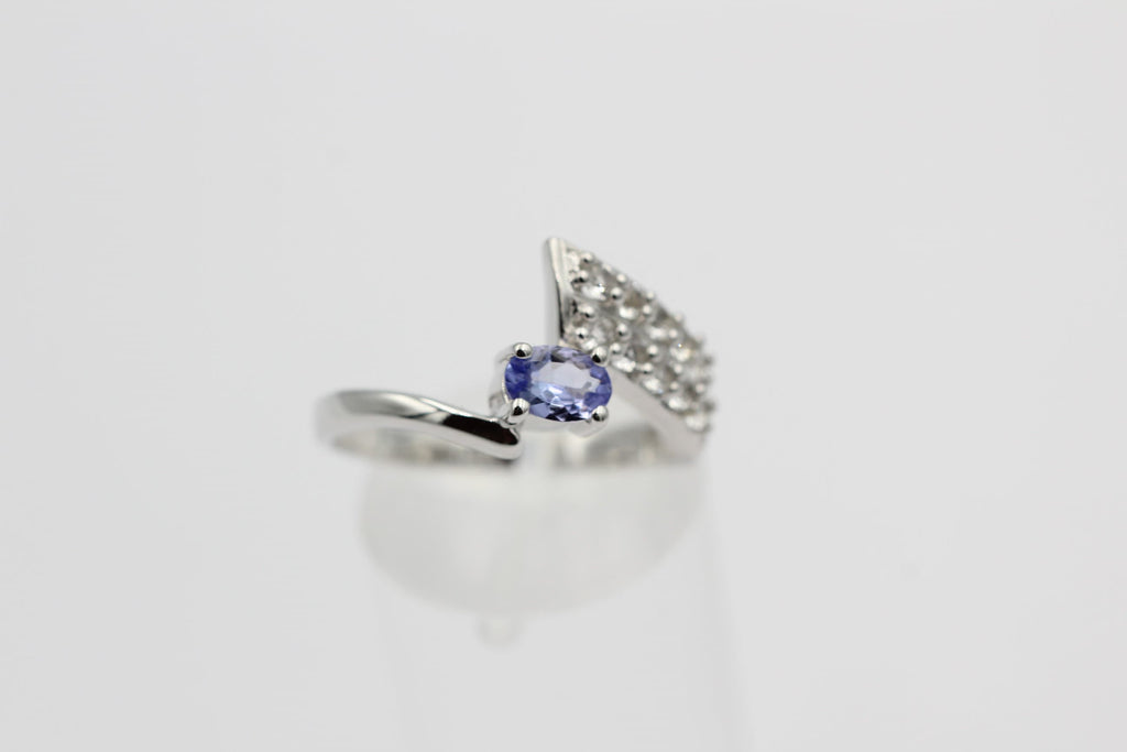 1,3 Carat Tansanit aus Afrika Weißtopas Ring 925 Silber Gröpße 8 / 58,5