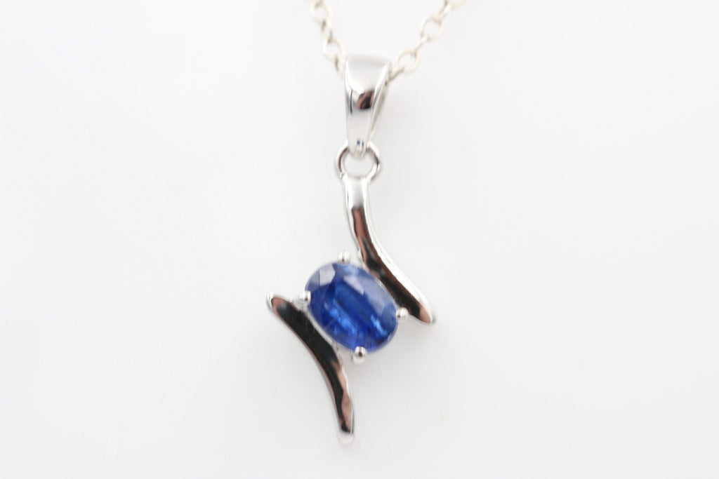 0,72 Carat blauer Kyanit Anhänger 925 Silber Kyanitanhänger