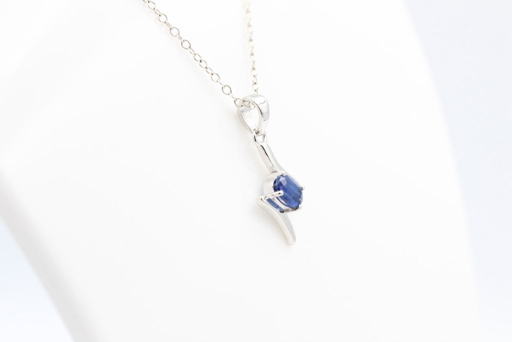 0,72 Carat blauer Kyanit Anhänger 925 Silber Kyanitanhänger