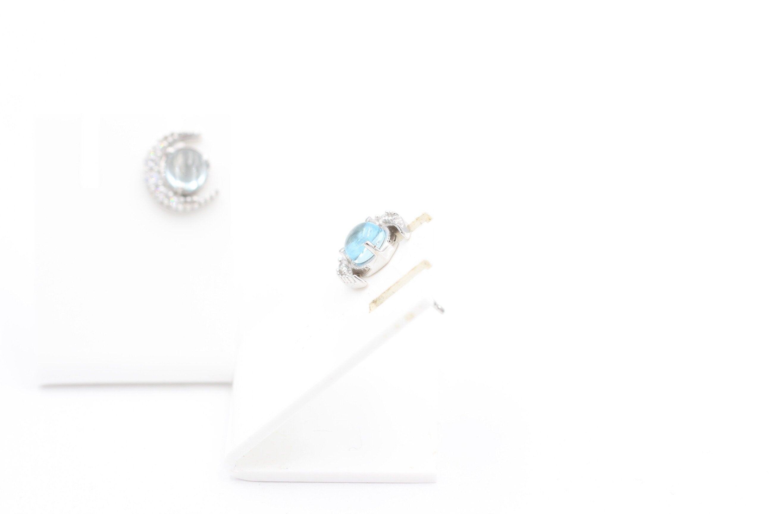Edle 1,10 Carat Blautopas Mondohrstecker 925 Silber hellblauer Edelstein Top