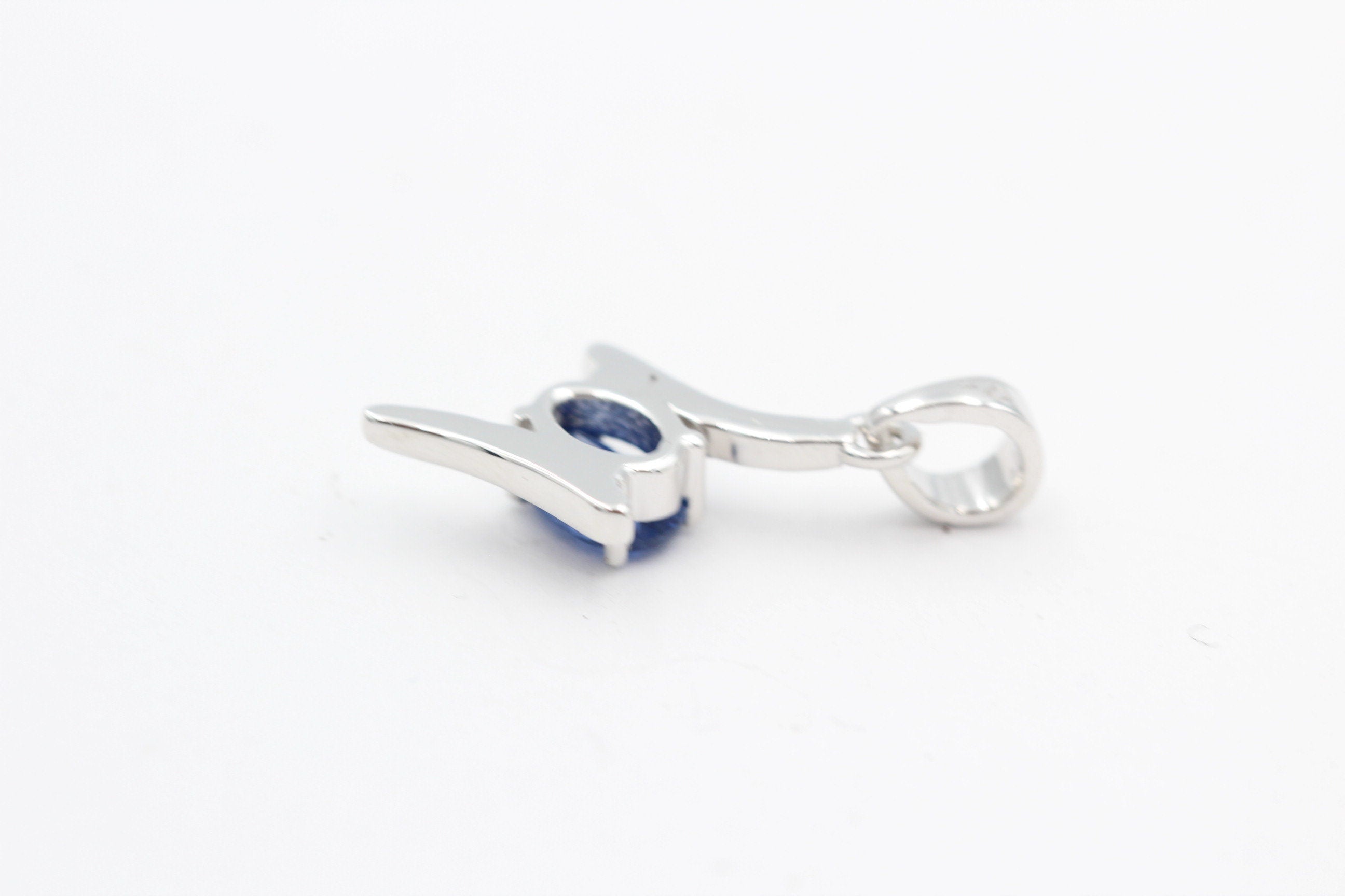 0,72 Carat blauer Kyanit Anhänger 925 Silber Kyanitanhänger
