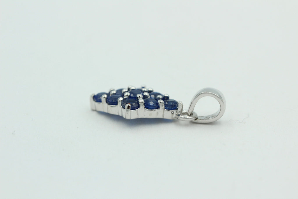 1,75 Carat blauer Kyanit Anhänger 925 Silber seltener Kyanit Edelstein