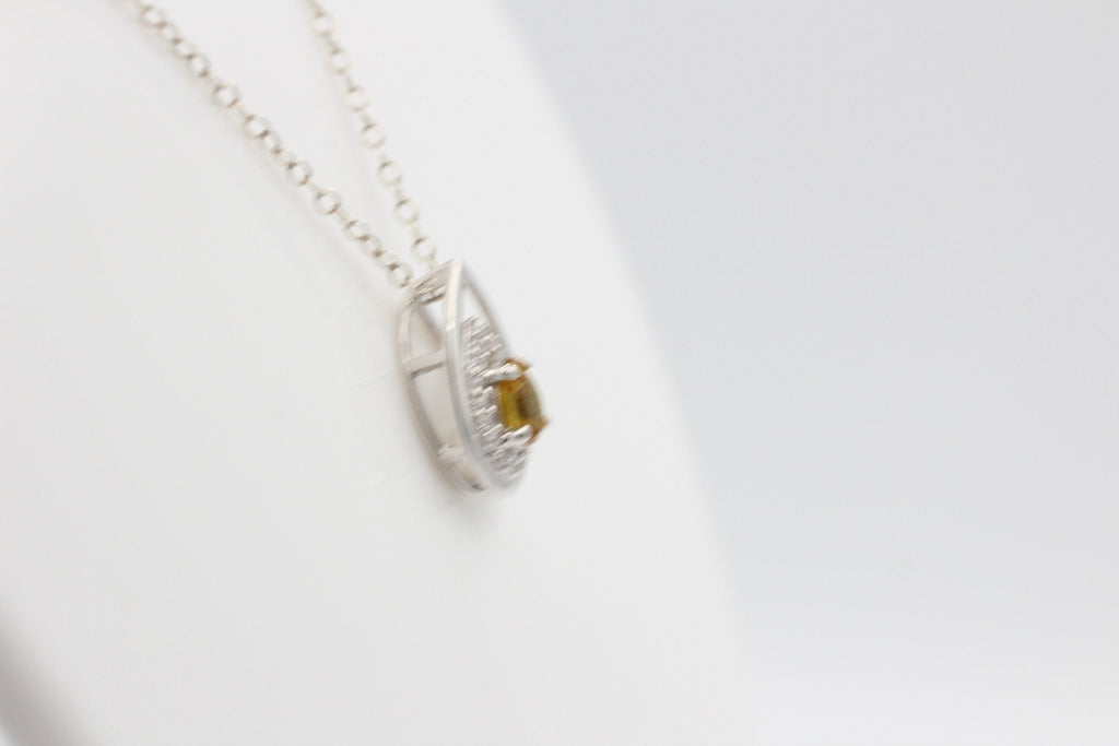 Edler 0,51 Carat Nano Zultanit Anhänger 925 Silber Collier Kette