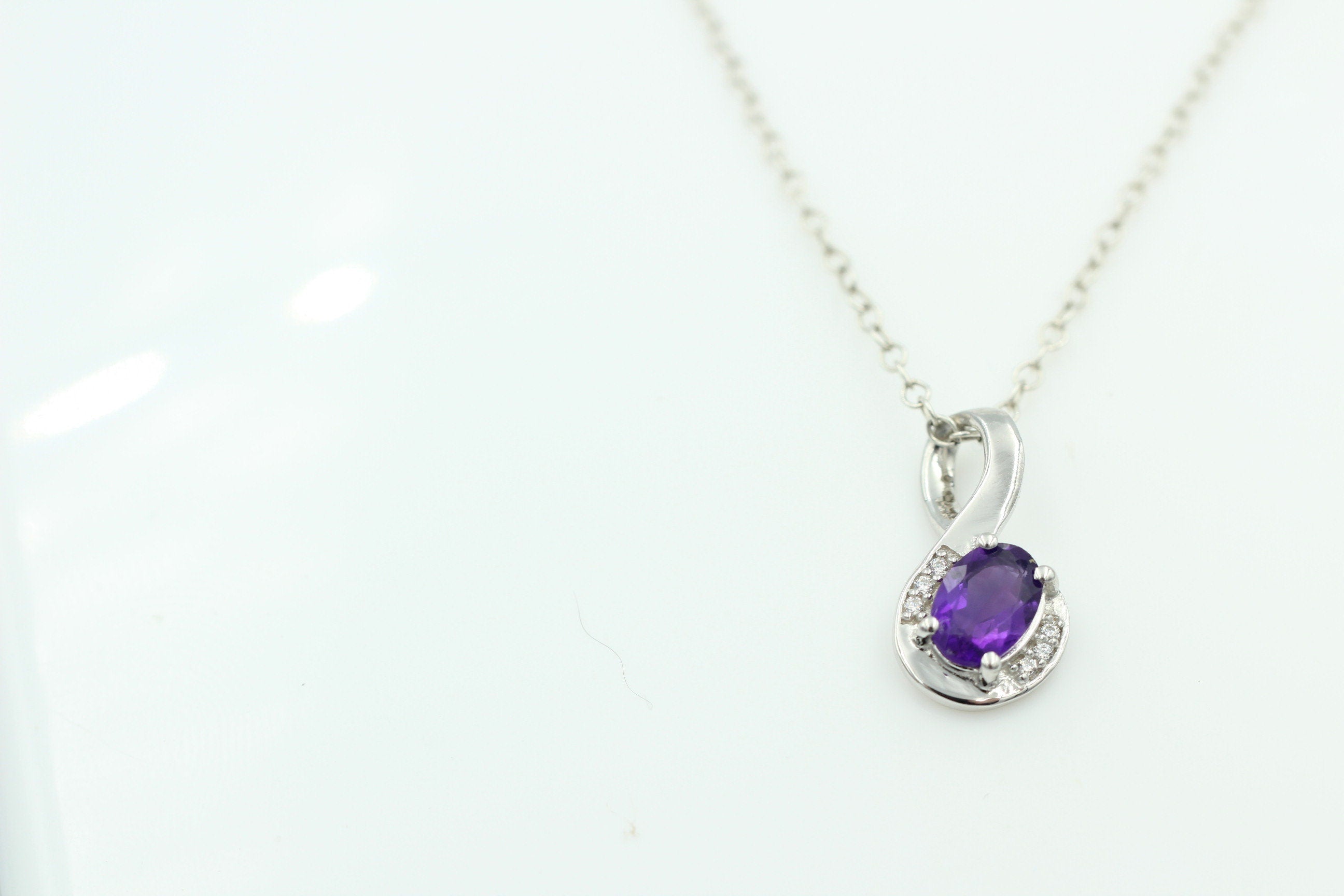 1,1 Carat afrikanischer Amethyst Anhänger 925 Silber mit Zirkonia