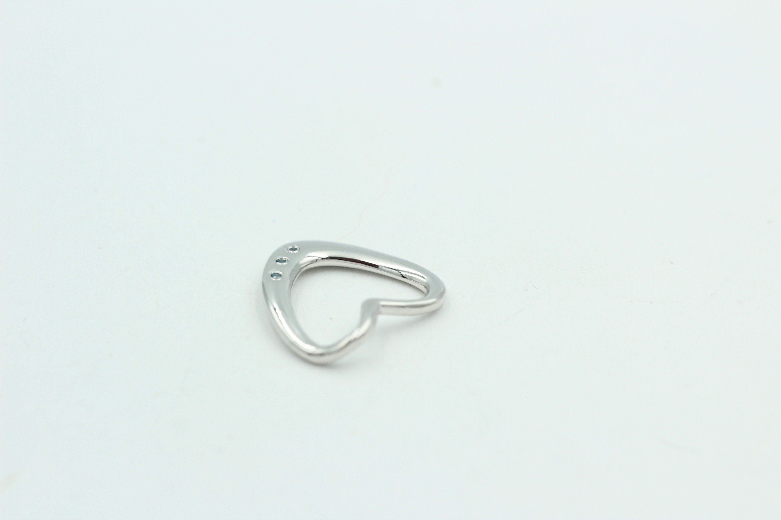 Edler 0,03 Carat blauer Diamant Herzanhänger 925 Silber Herz Collier Kette