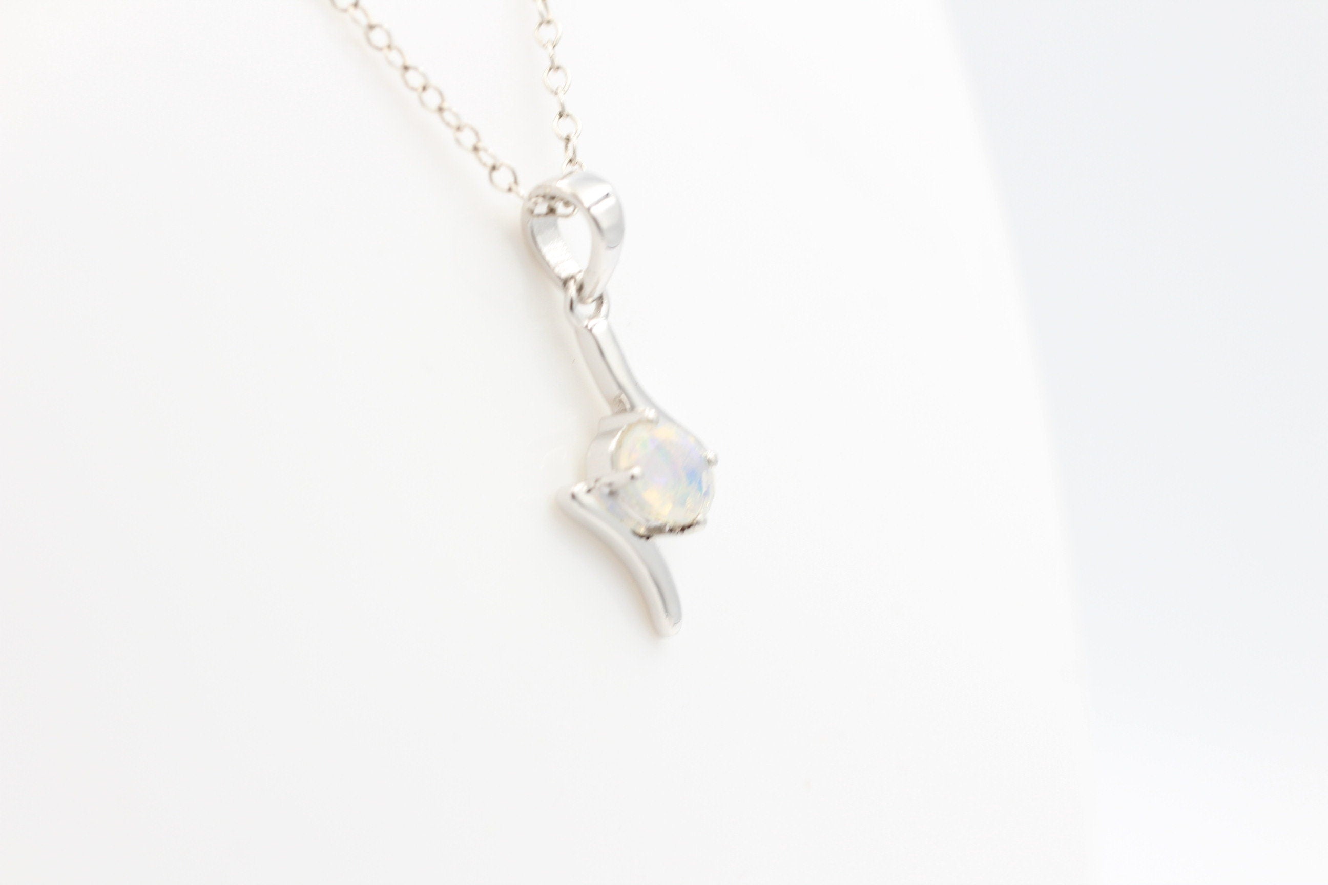 0,72 Carat Äthiopischer Opal Anhänger 925 Silber  Welo Opal Top