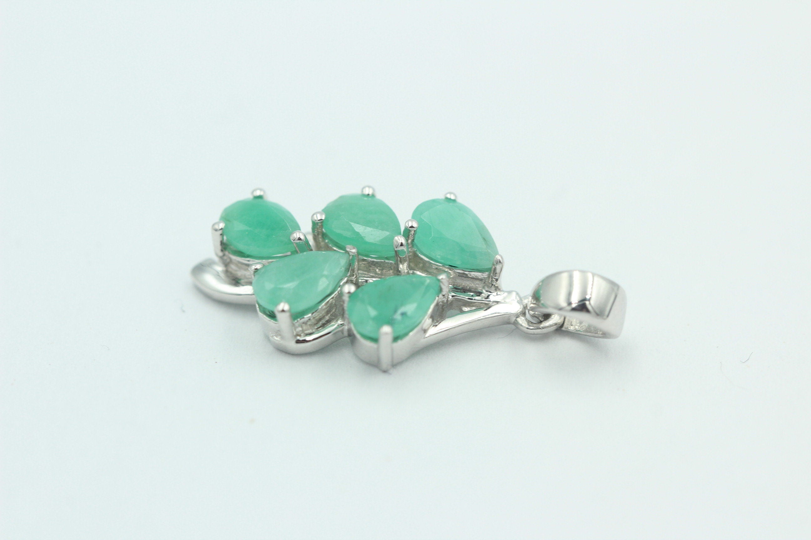 Edler 2,4 Carat Smaragd Anhänger 925 Silber Collier Kette Smaragdanhänger