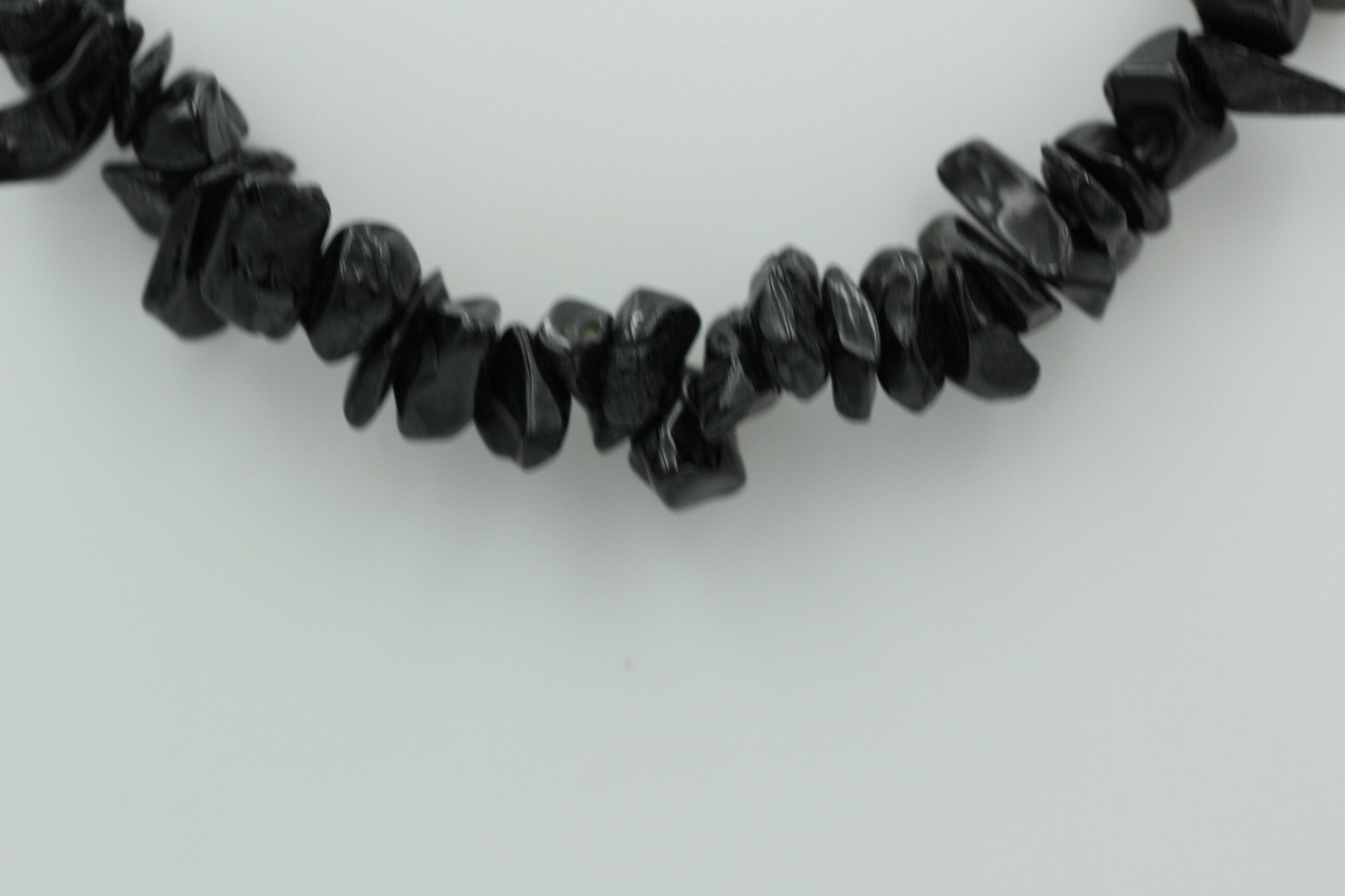34,5 Carat schwarzes Spinell Collier Splitterkette 925 Silber mit Verlängerung