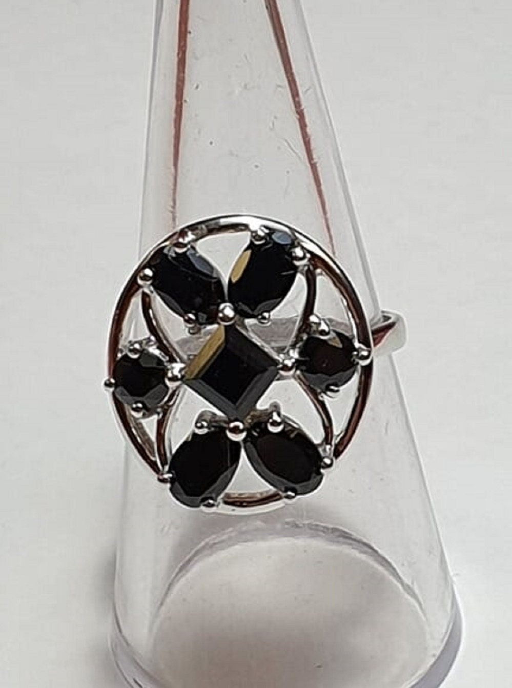 Design pur 3,9 Carat schwarzer Spinell Ring 925 Silber Grasse 58 / 8/ 18,5