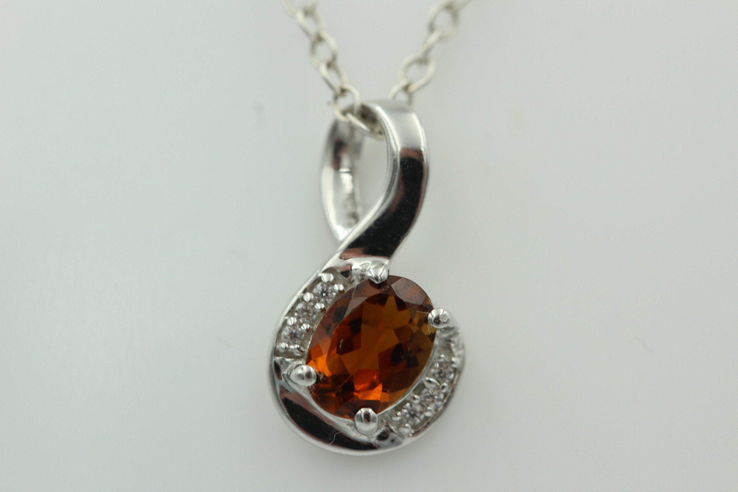 1,12 Carat Madeira Citrin Anhänger 925 Silber mit Zirkonia