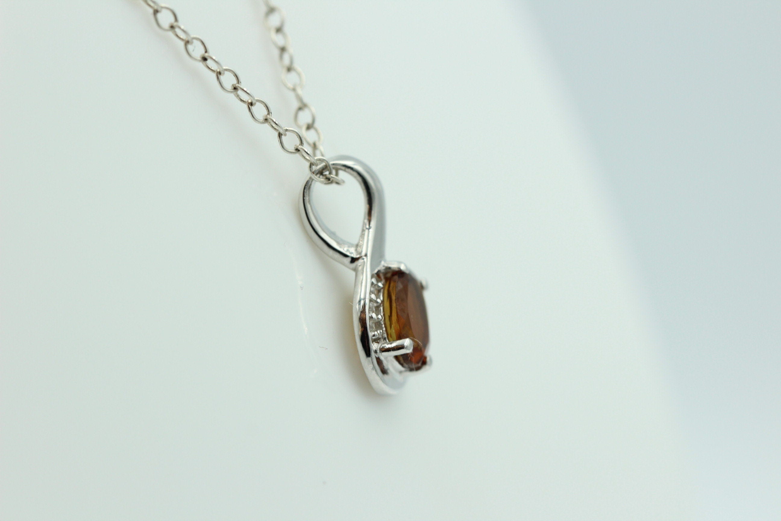 1,12 Carat Madeira Citrin Anhänger 925 Silber mit Zirkonia