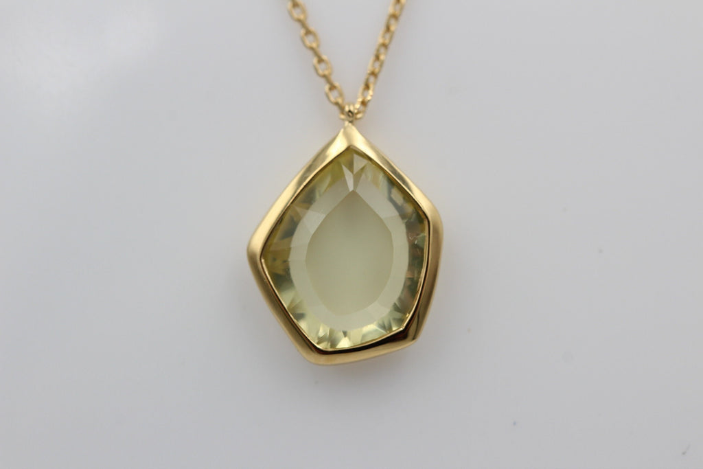 Design 2,3 Carat Lemon Quarz Collier 925 Slber hochwertig vergoldet