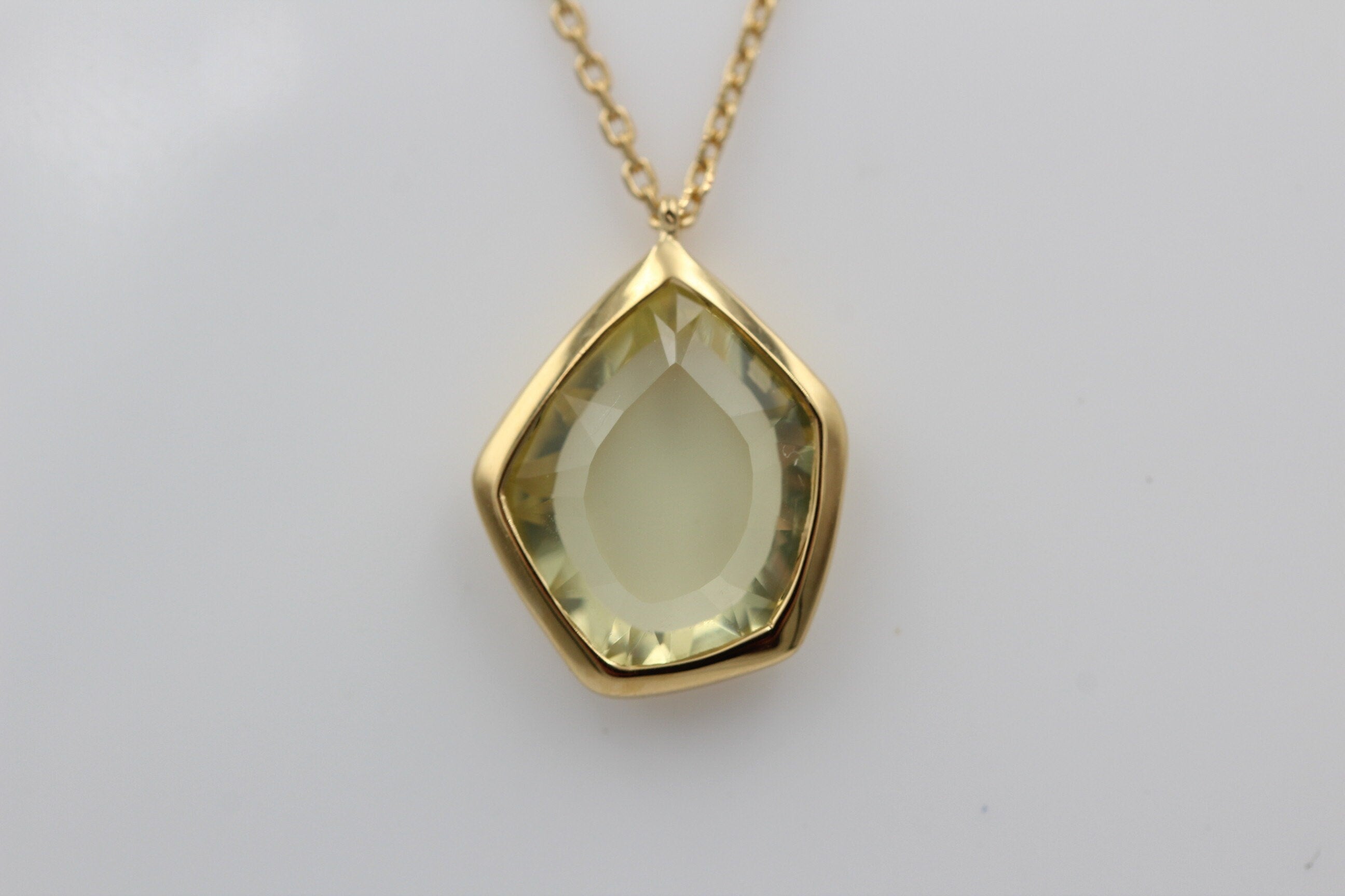Design 2,3 Carat Lemon Quarz Collier 925 Slber hochwertig vergoldet