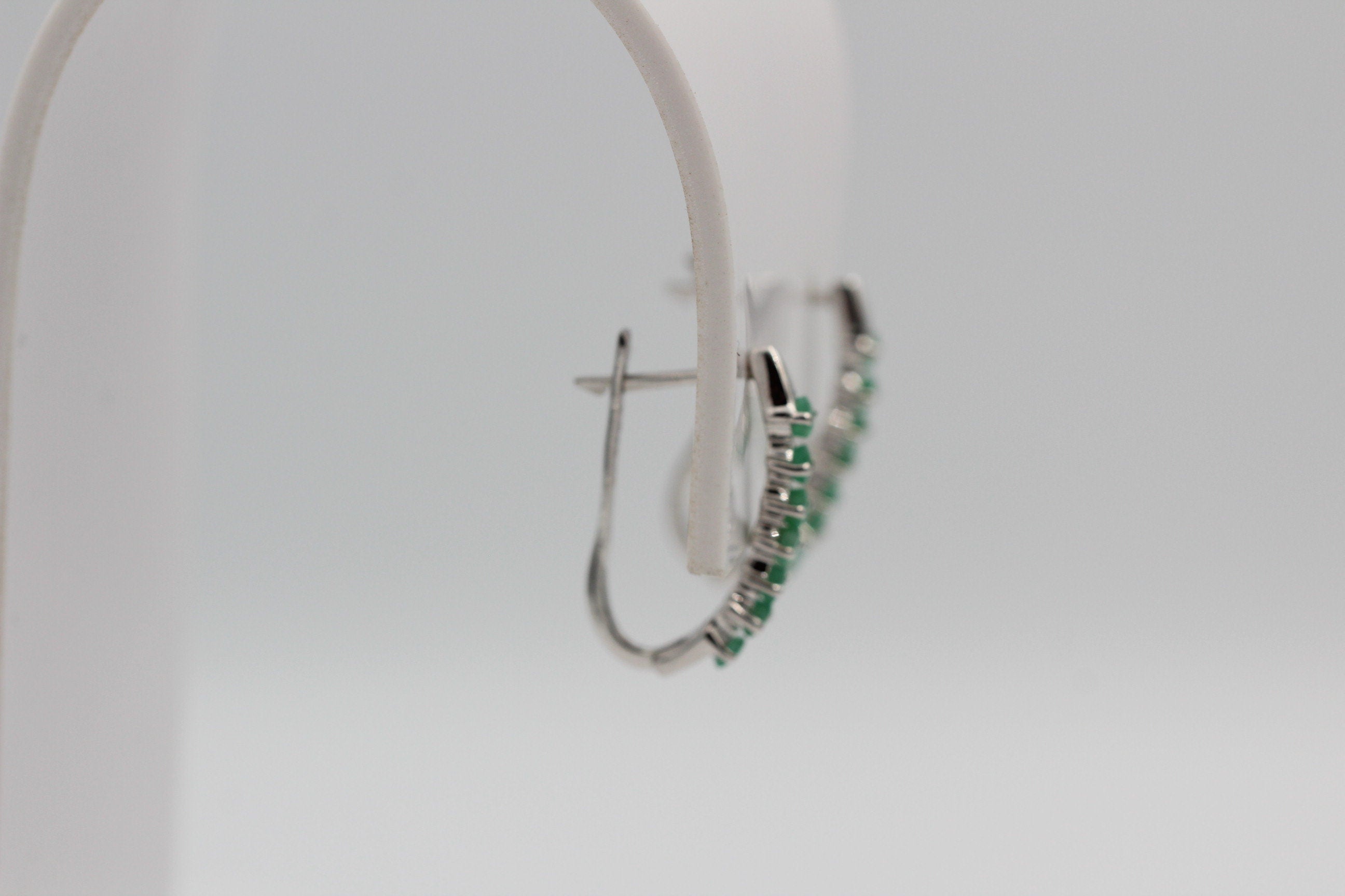 0,93 Carat Smaragd Ohstecker 925 Silber smaragdgrüner Edelstein Ohrschmuck