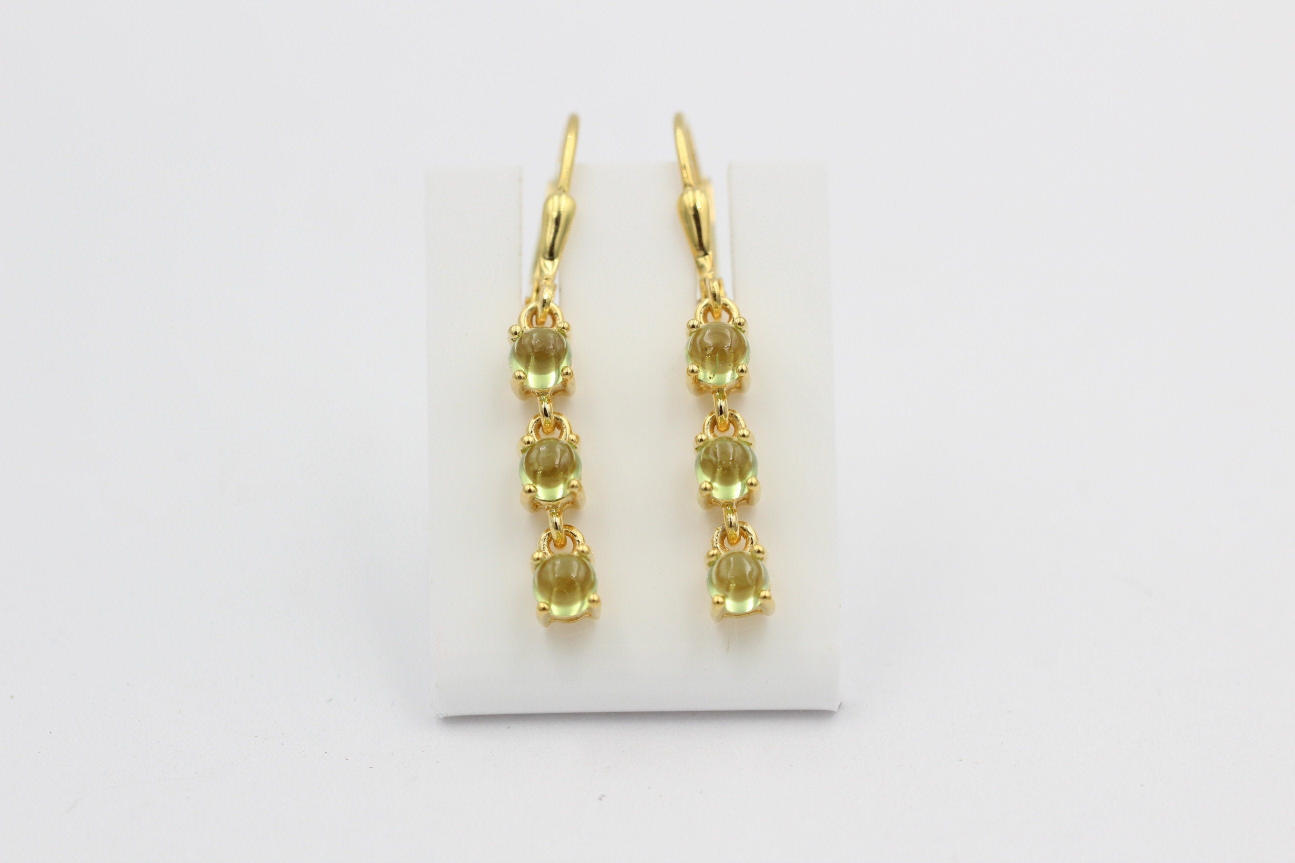 Edle 2,6 Carat Peridot Brisur 925 Silber Ohrstecker Cabochon Olivin Edelstein