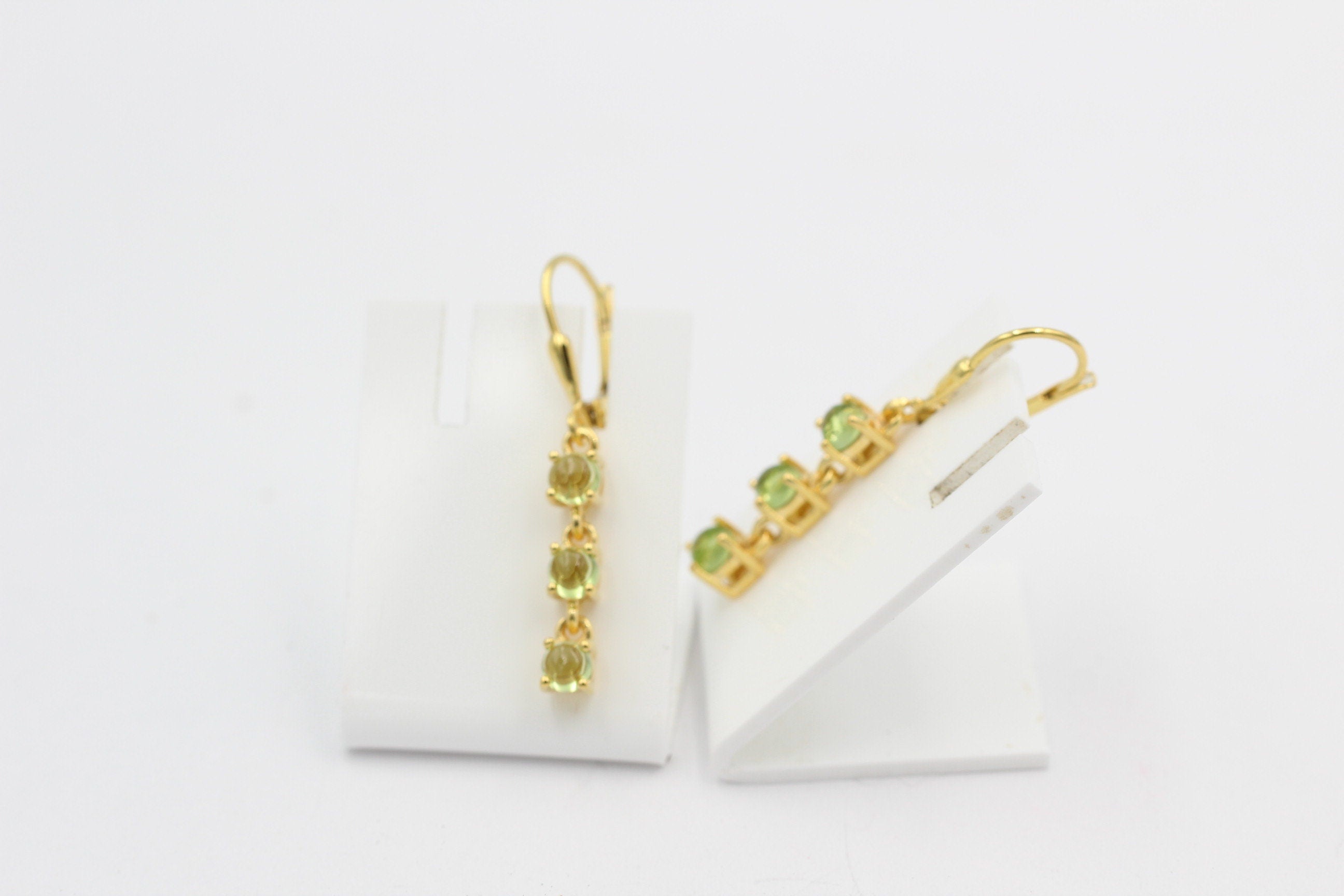 Edle 2,6 Carat Peridot Brisur 925 Silber Ohrstecker Cabochon Olivin Edelstein