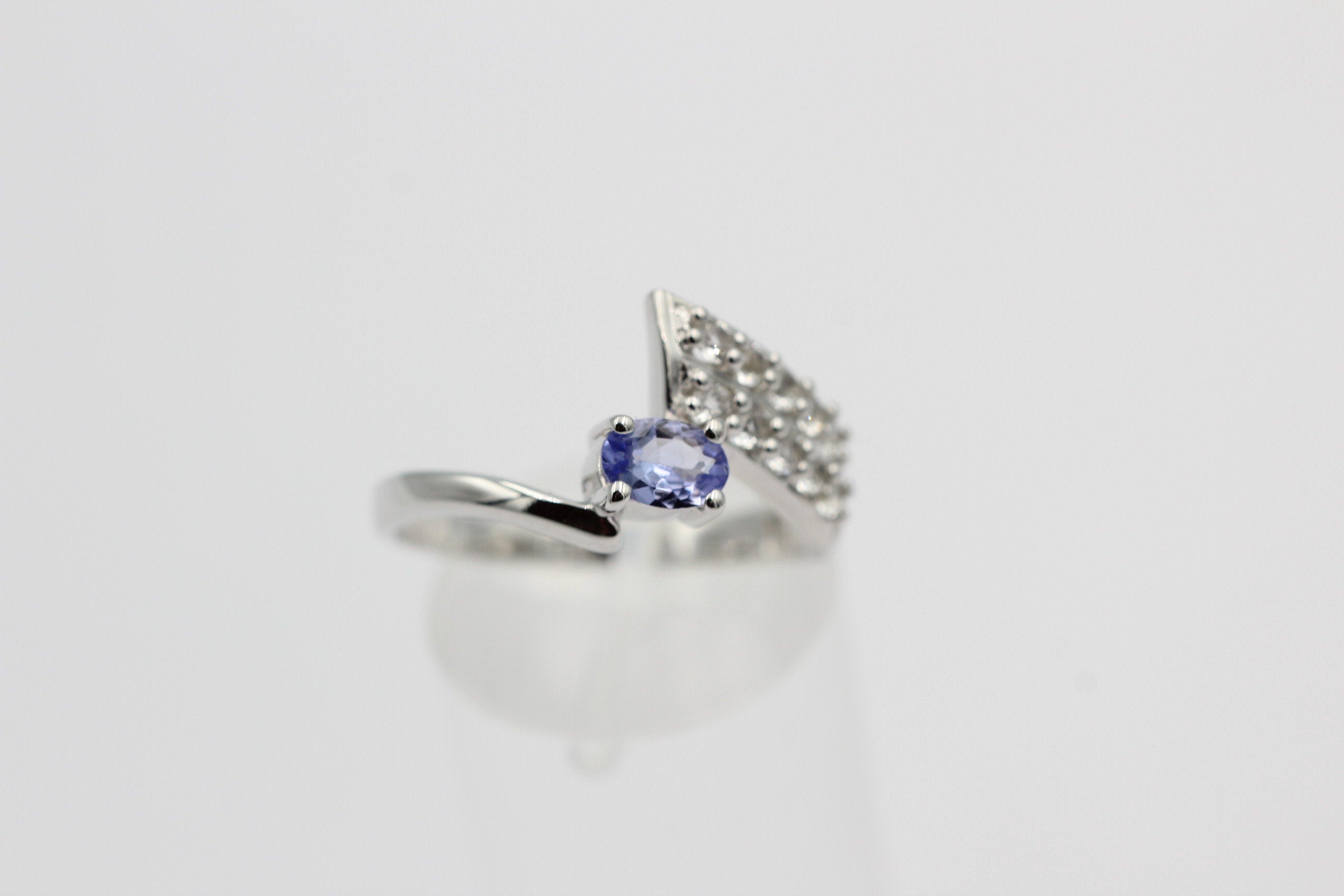 1,3 Carat Tansanit aus Afrika Weißtopas Ring 925 Silber Gröpße 9  60  19,1