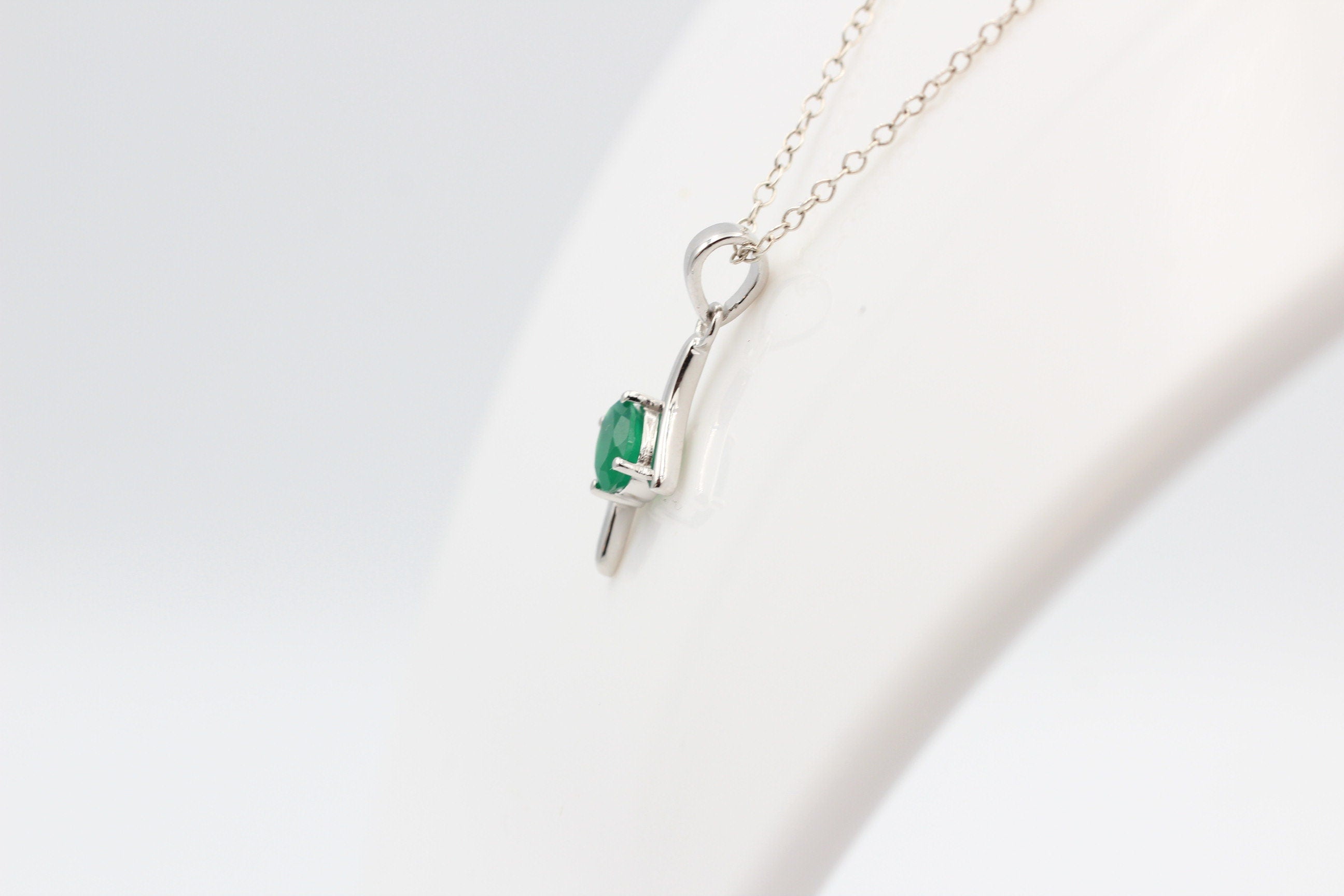 0,72 Carat grüner Onyx Anhänger 925 Silber grüner Onyx Schmuck