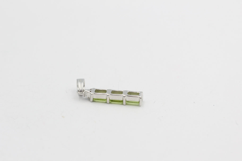 1,2 Carat Peridot Anhänger 925 Silber Collier Kette Weiatopas Topas Olivin