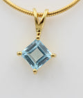 1,04 Carat leuchtender Blautopas Anhänger 925 Silber Collier Kette vergoldet