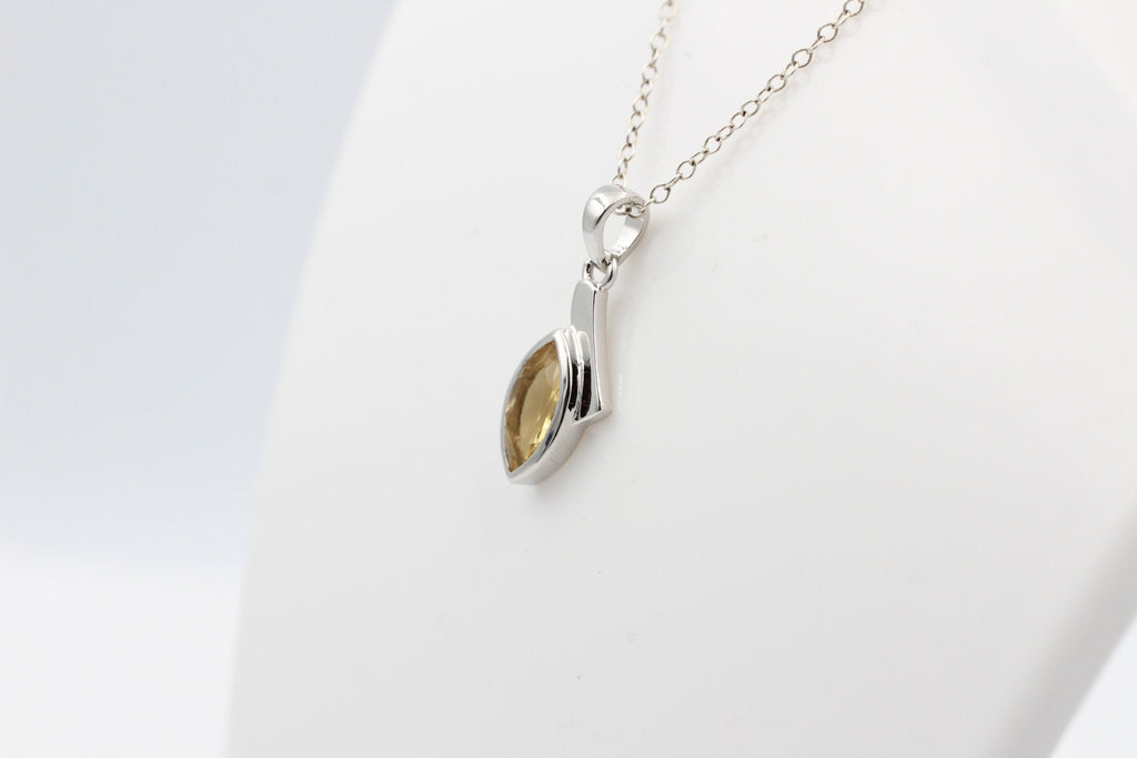 1,8 Carat gelber Citrin Anhänger 925 Silber Collier Kette