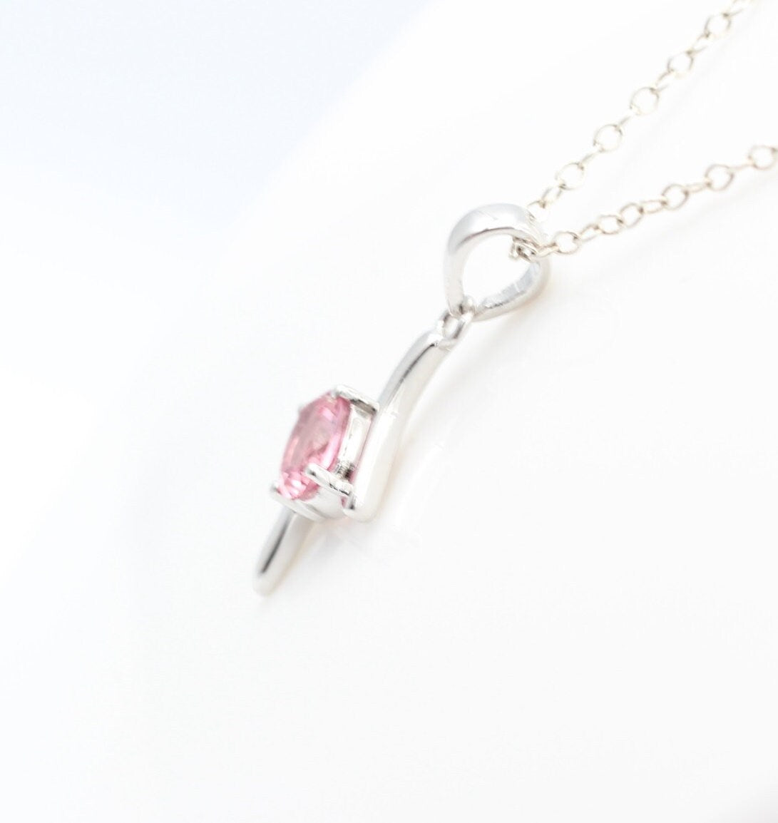 0,72 Carat pinkTopas Anhänger 925 Silber Collier Kette pinkfarbener Edelstein