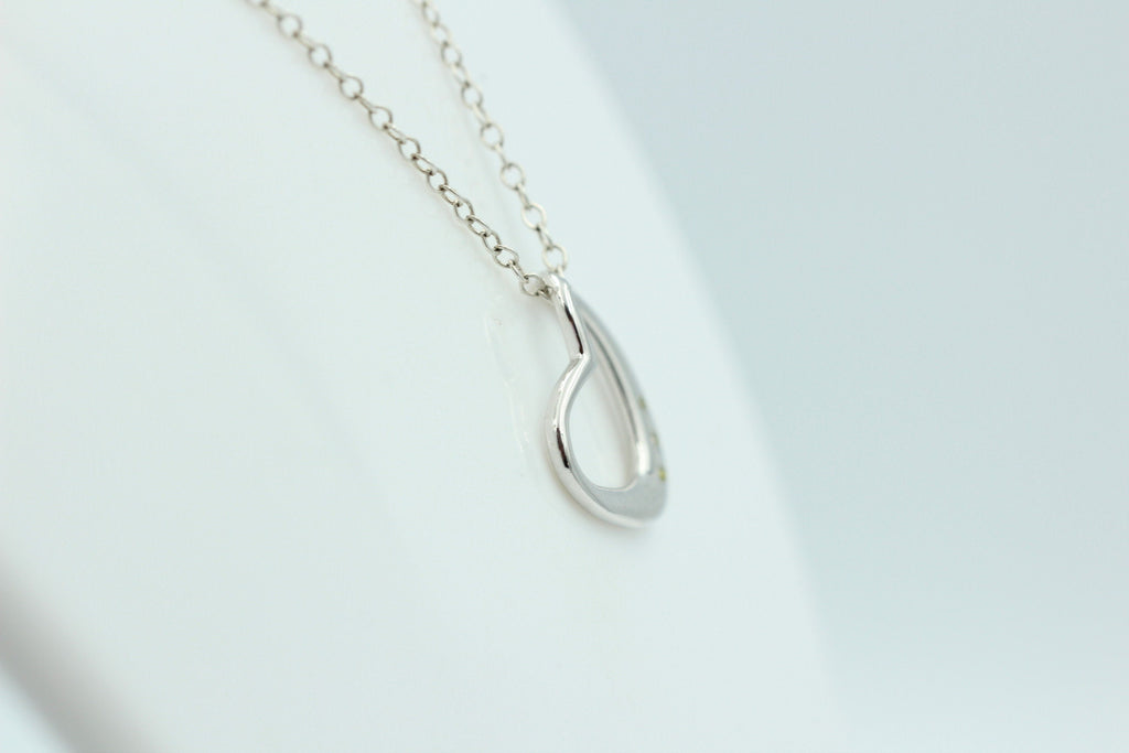Edler 0,03 Carat gelber Diamant Herzanhänger 925 Silber Herz Collier Kette